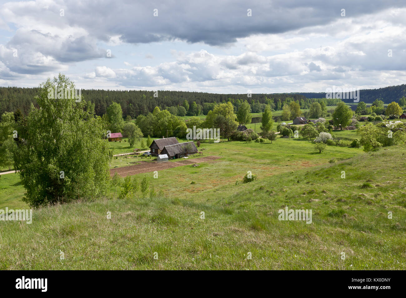 Village des vieux croyants par la Daugava, Lettonie Banque D'Images