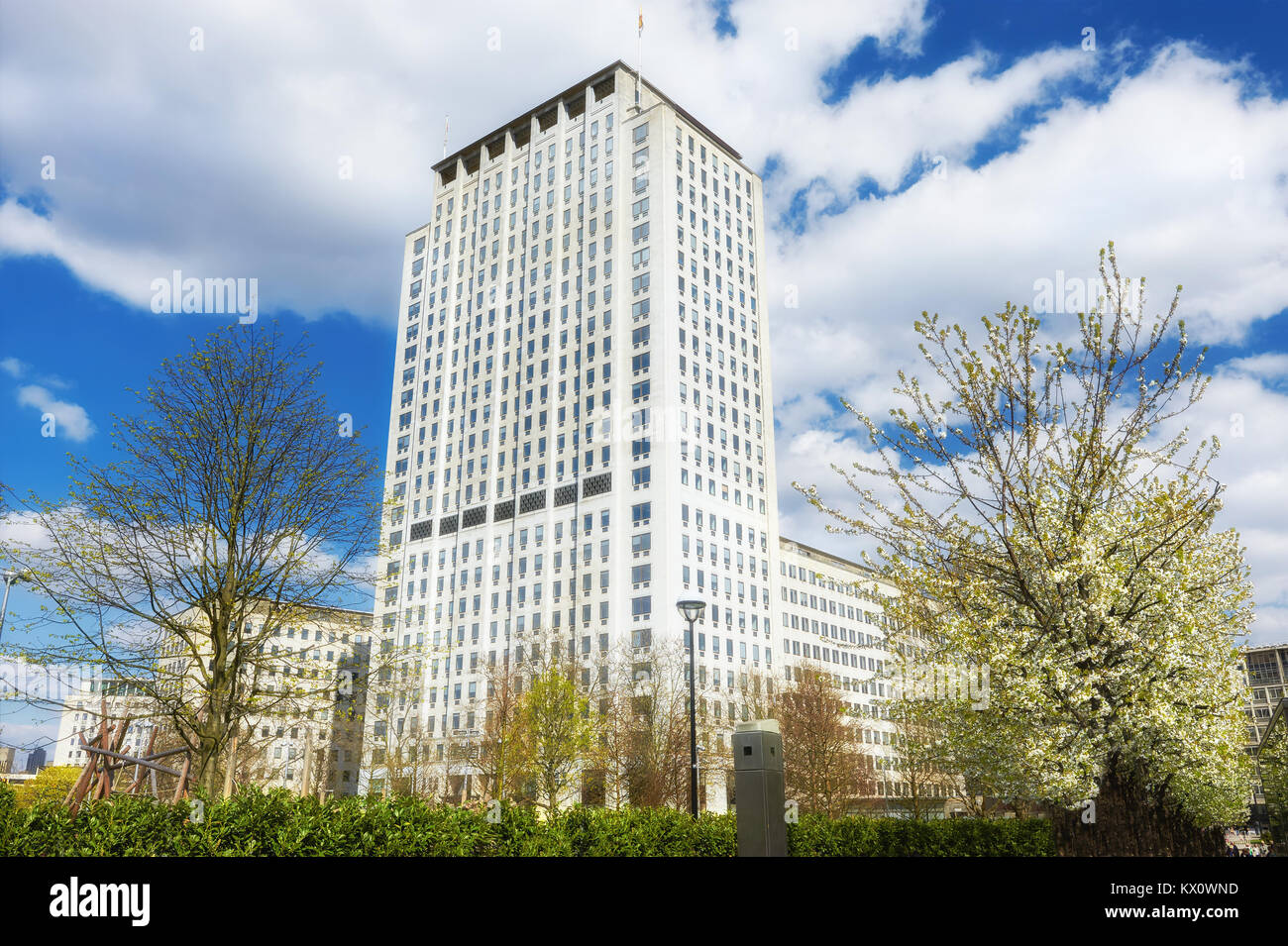 Londres, ANGLETERRE - 30 avril 2013 : Siège de Shell dans le centre de Londres, au Royaume-Uni, au printemps Banque D'Images