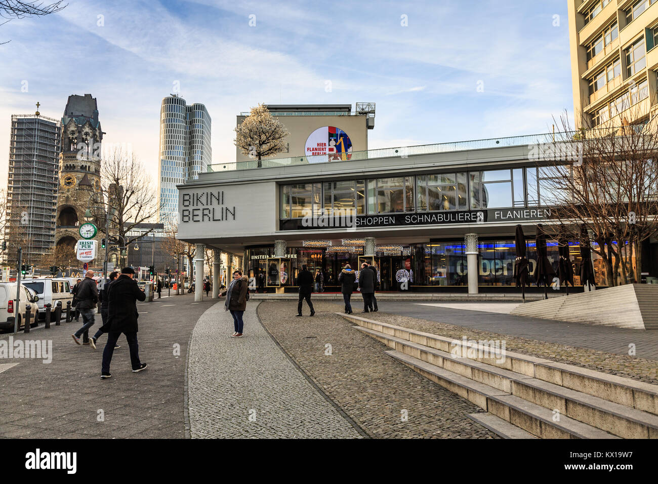 Bikini bikini Banque de photographies et d’images à haute résolution