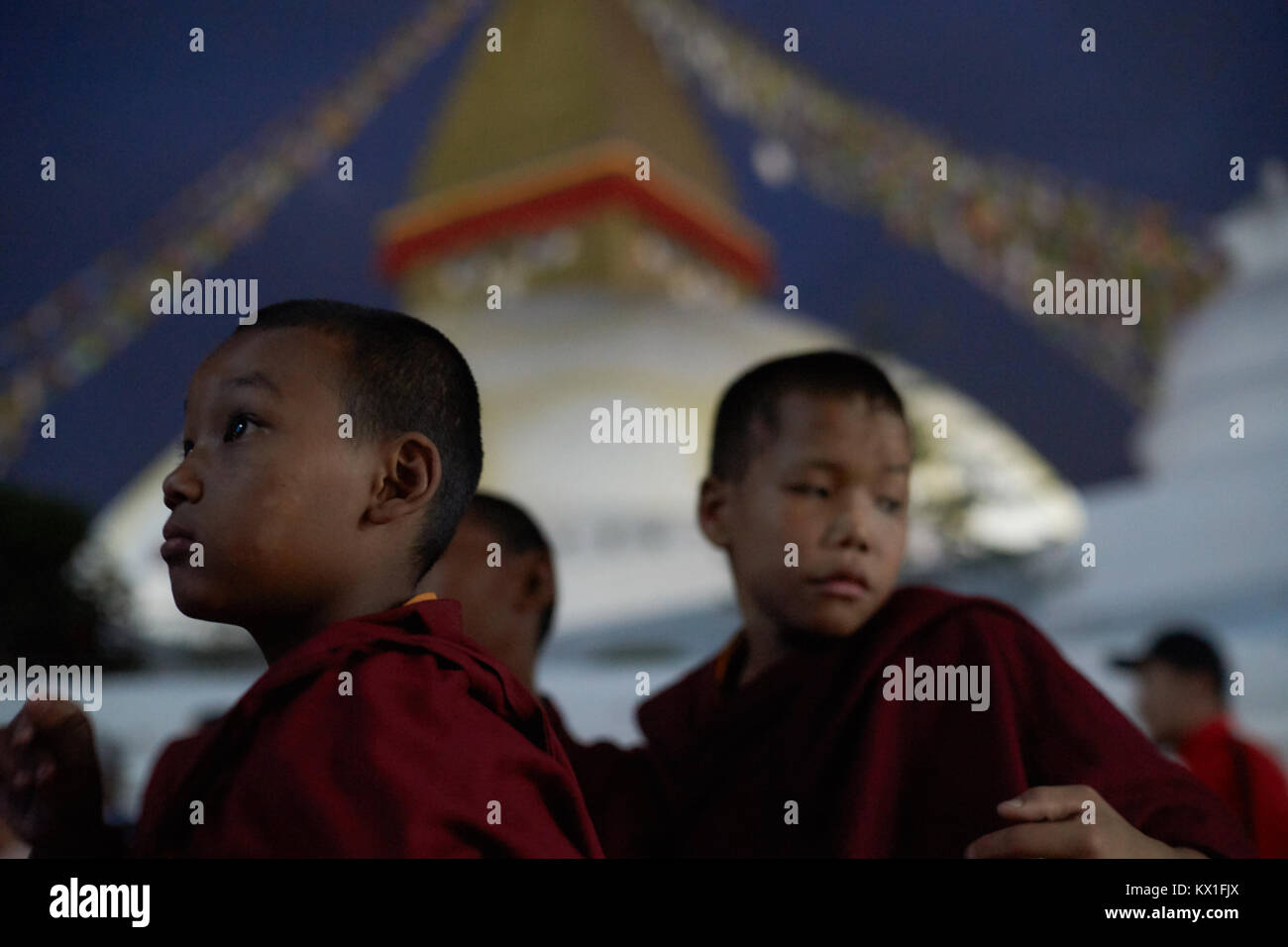 Les moines bouddhistes Younk (novices), Boudhanath, Katmandou, Népal Banque D'Images