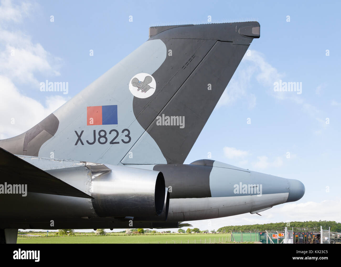 Un tailfin close up of Avro Vulcan B2 XJ823 au Musée de l'Aviation de Solway en Cumbria, Angleterre. Le vulcain était un bombardier en aile delta d'abord produite en 1960. Banque D'Images