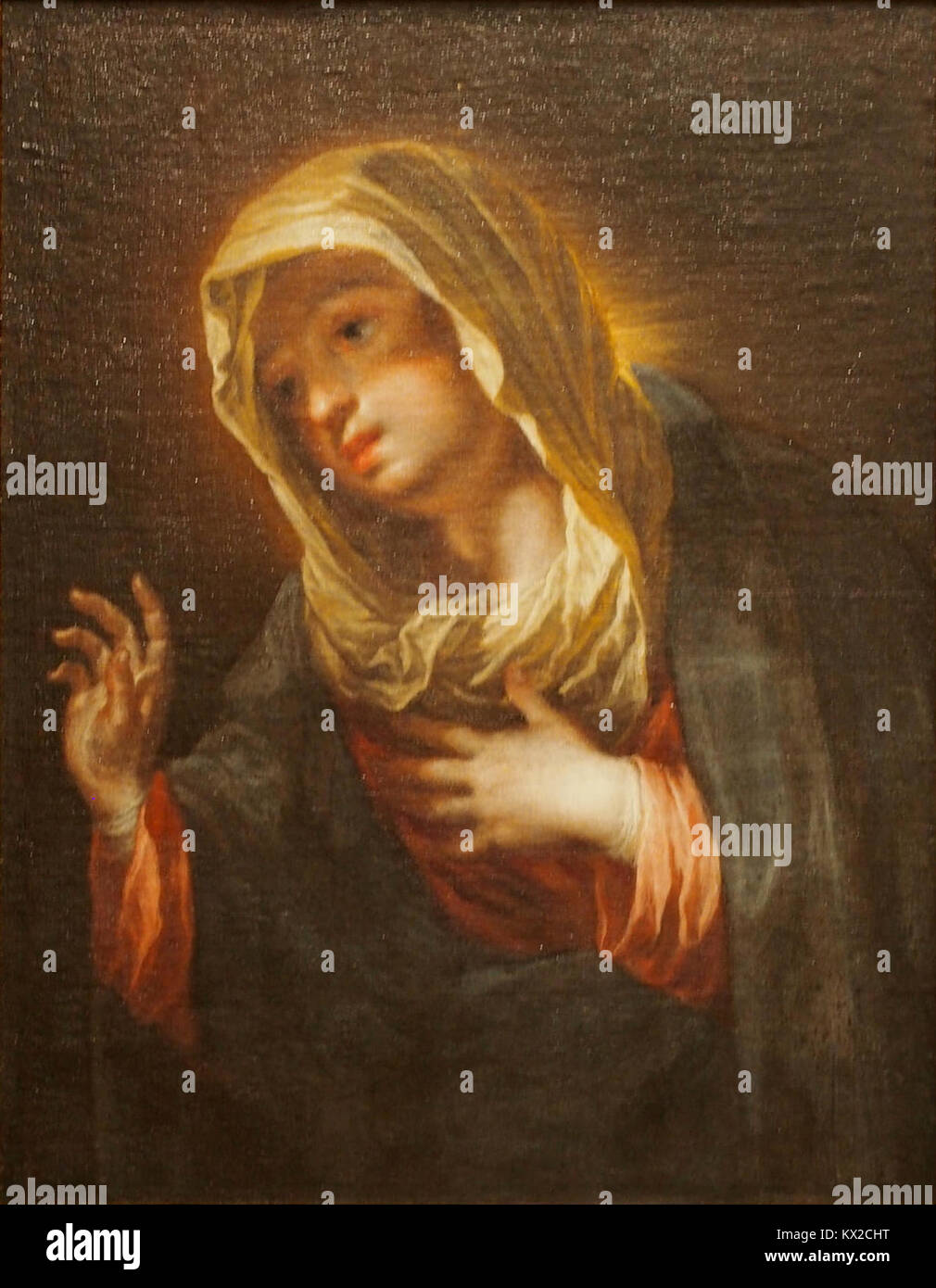 Dolorosa de Fernández de Castro y Gómez est une œuvre religieuse poignante, représentant la tristesse de la Vierge Marie pendant la passion du Christ. La pièce capte l’intensité émotionnelle du moment, mettant en évidence le chagrin et la souffrance à travers la figure de Marie. Banque D'Images