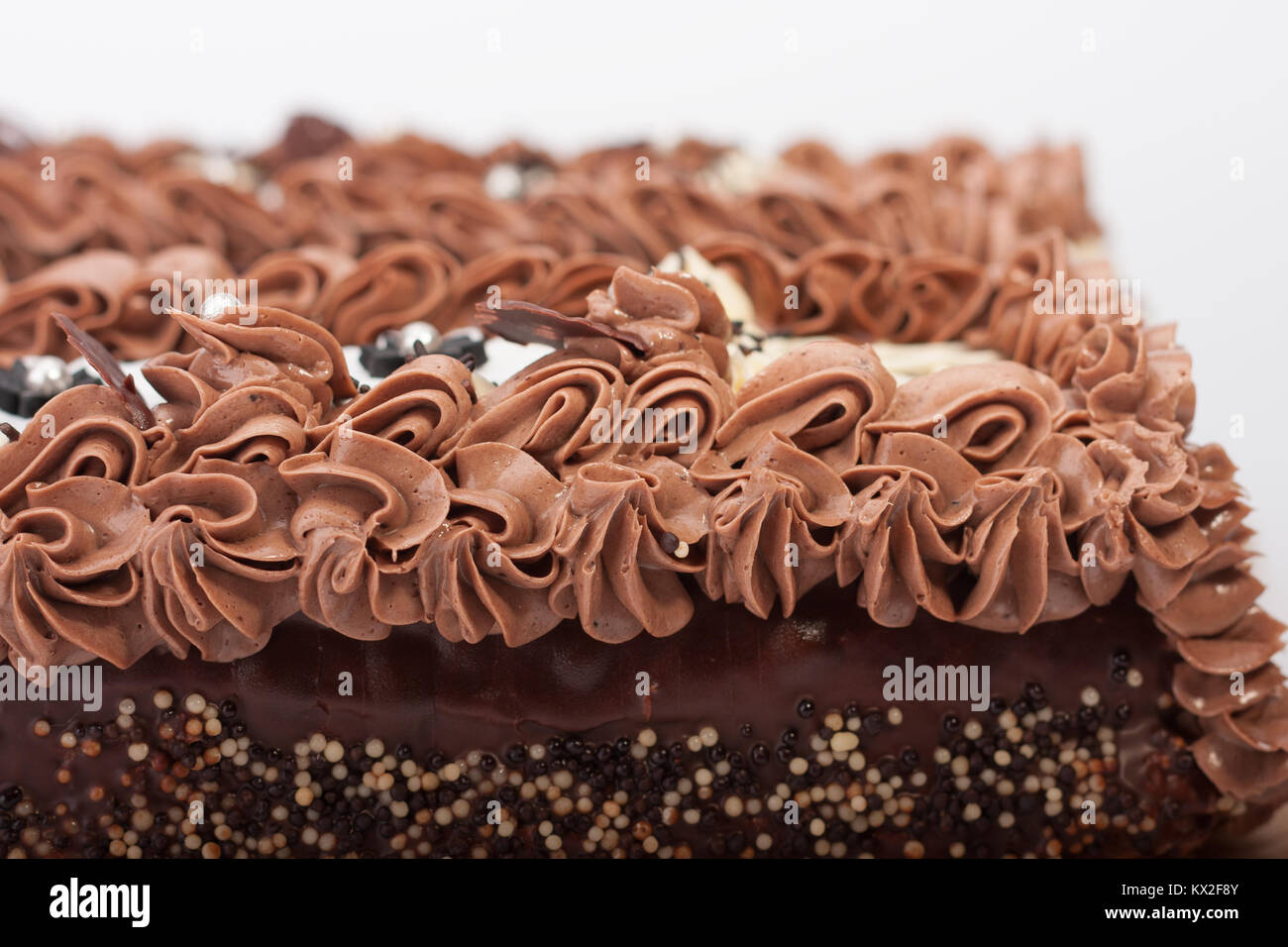 Close Up De Gateau D Anniversaire Avec Creme Au Chocolat En Forme De Fer A Cheval Photo Stock Alamy