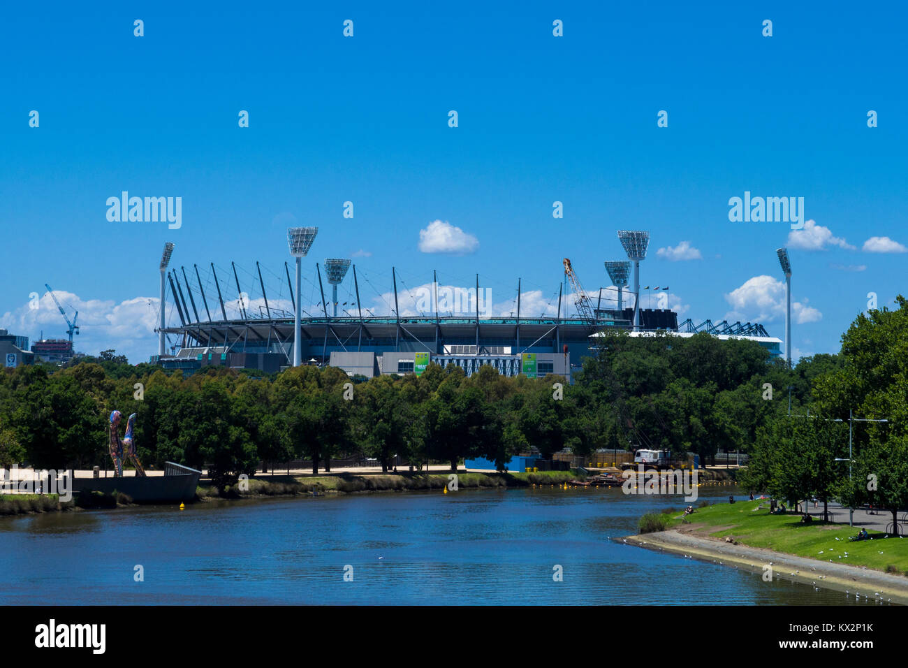 La rivière Yarra et le Melbourne Cricket Ground (MCG), Melbourne, Victoria, Australie. Banque D'Images