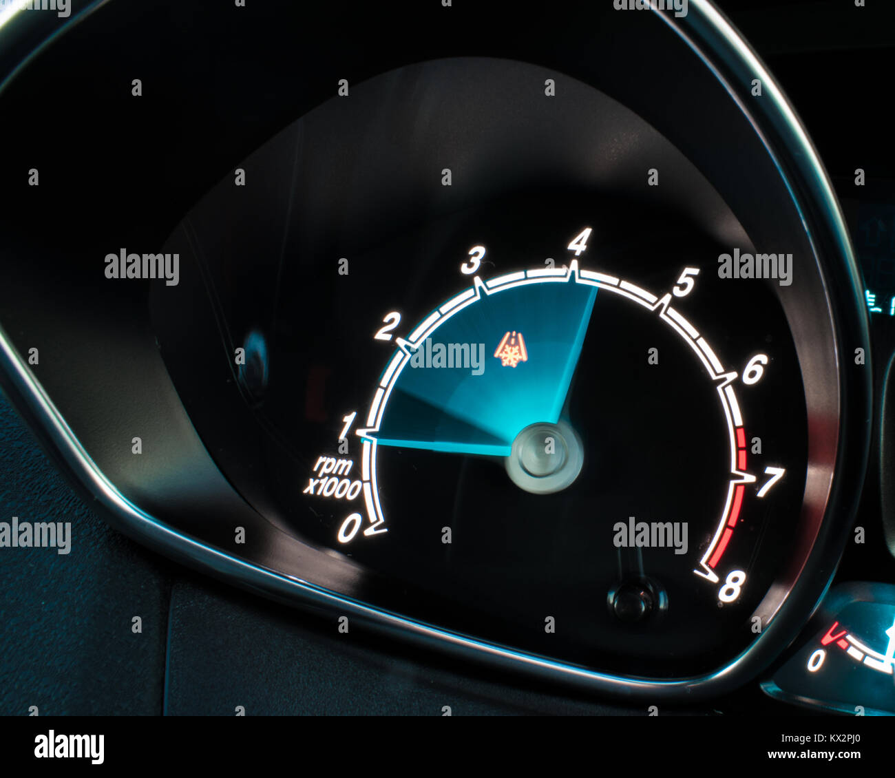 Compte-tours / Rev-Counter / jauge RPM longue exposition (Ford Fiesta) Banque D'Images