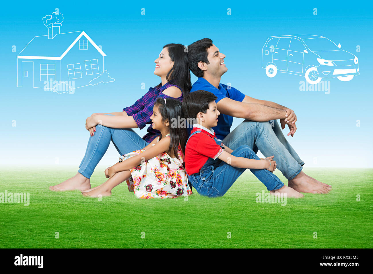 Famille heureuse, les parents et les enfants assis Park maison de rêve, location Banque D'Images