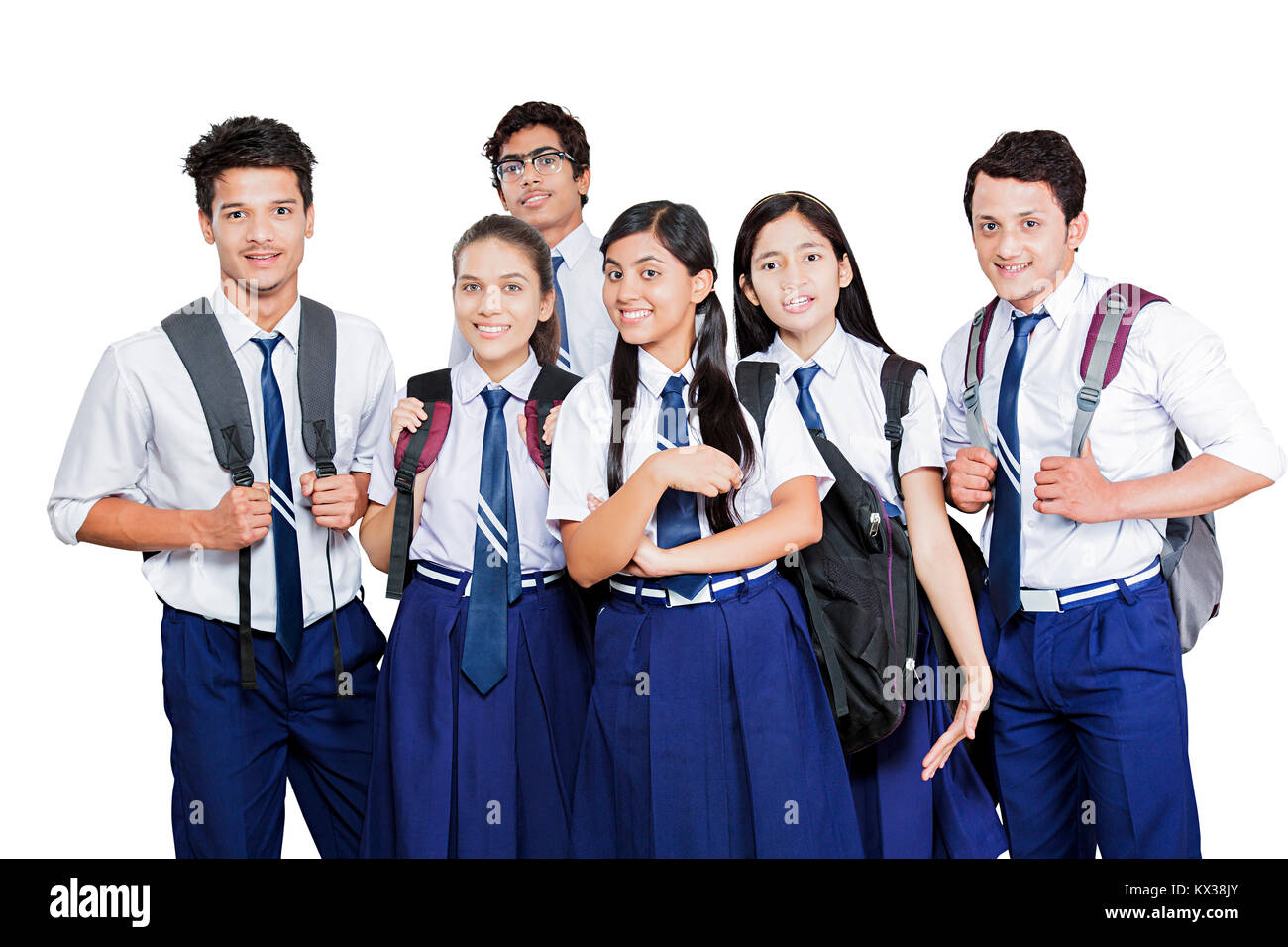 Groupe indien Lycéens amis camarade Standing Together Smiling Banque D'Images