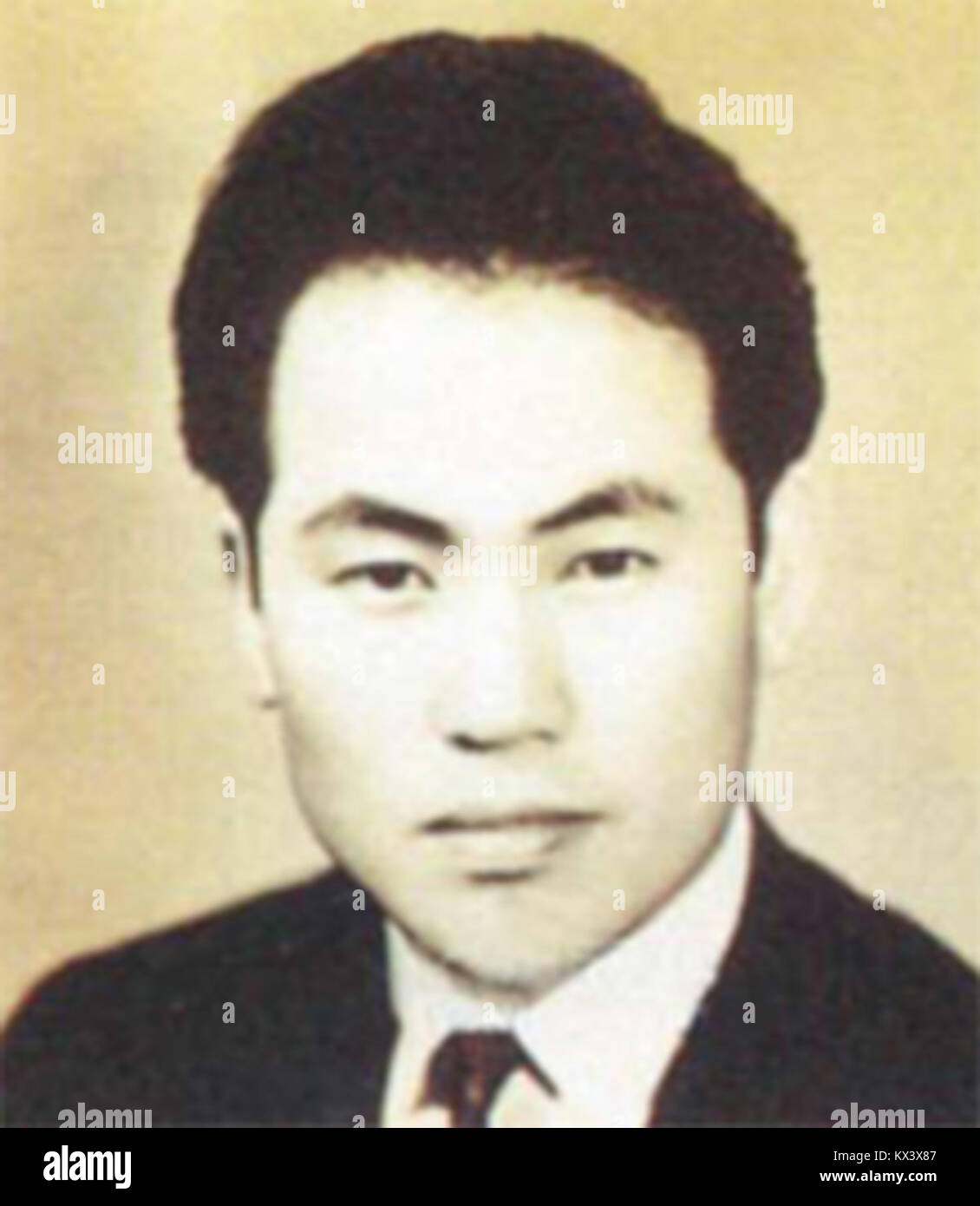 Portrait de Cho Yong-su, journaliste sud-coréen connu pour son travail dans les médias et ses contributions à la liberté de la presse et au journalisme coréen moderne. Banque D'Images