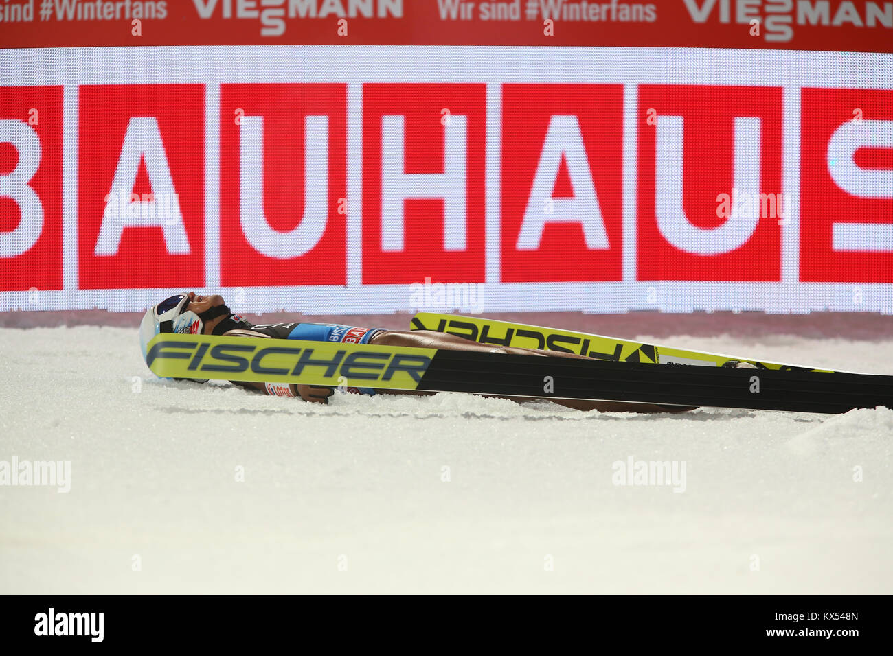 Bischofshofen, Autriche. 06th, Jan 2018. La Pologne Kamil Stoch réagit après avoir remporté la Coupe du Monde 66e tournoi quatre collines de saut d'in​ Ski Bischofshofen, Autriche, 06 janvier 2018. (PHOTO) Alejandro Sala/Alamy Live News Banque D'Images