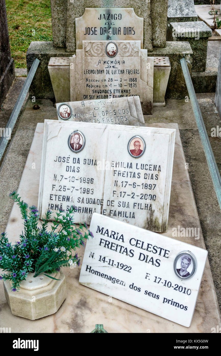 Porto Portugal,Boavista,Cimetière d'Agramonte,cimetière historique,tombe familiale,Pierre d'amont,hispanique,immigrants,Portugais,PT170707102 Banque D'Images