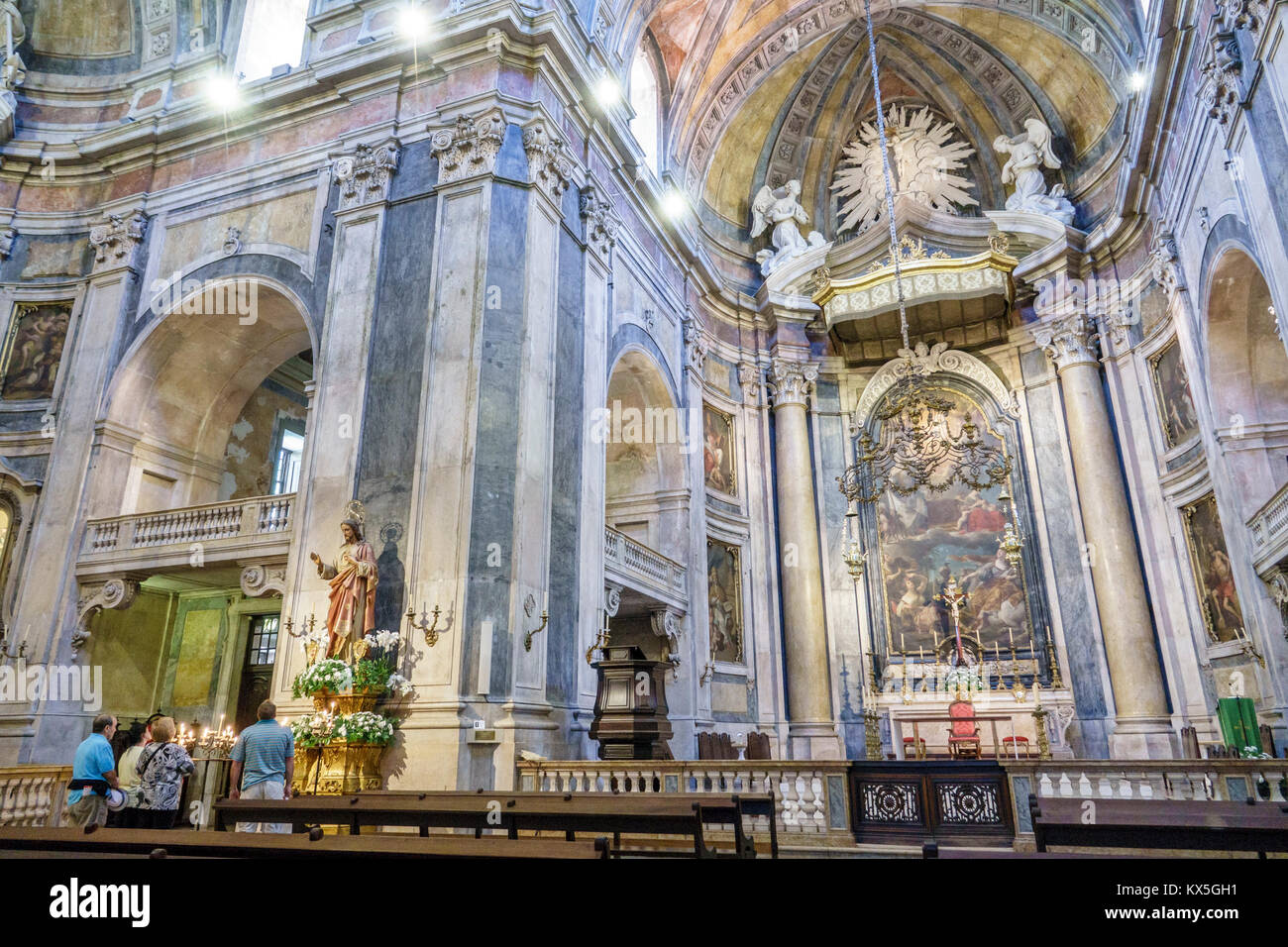 Lisbonne Portugal,Lapa,Basilica da Estrela,do Sagrado Coracao de Jesus,Couvent du coeur le plus sacré de Jésus,Catholique,Cathédrale,Baroque,néoclassique Banque D'Images