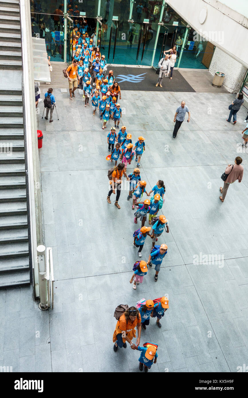 Lisbonne Portugal,Oriente,Parque das Nacoes,Parc des Nations,Centre commercial Centro Vasco da Gama,centre,centre,centre commercial,escaliers,voyage sur le terrain,excursion,école Chil Banque D'Images