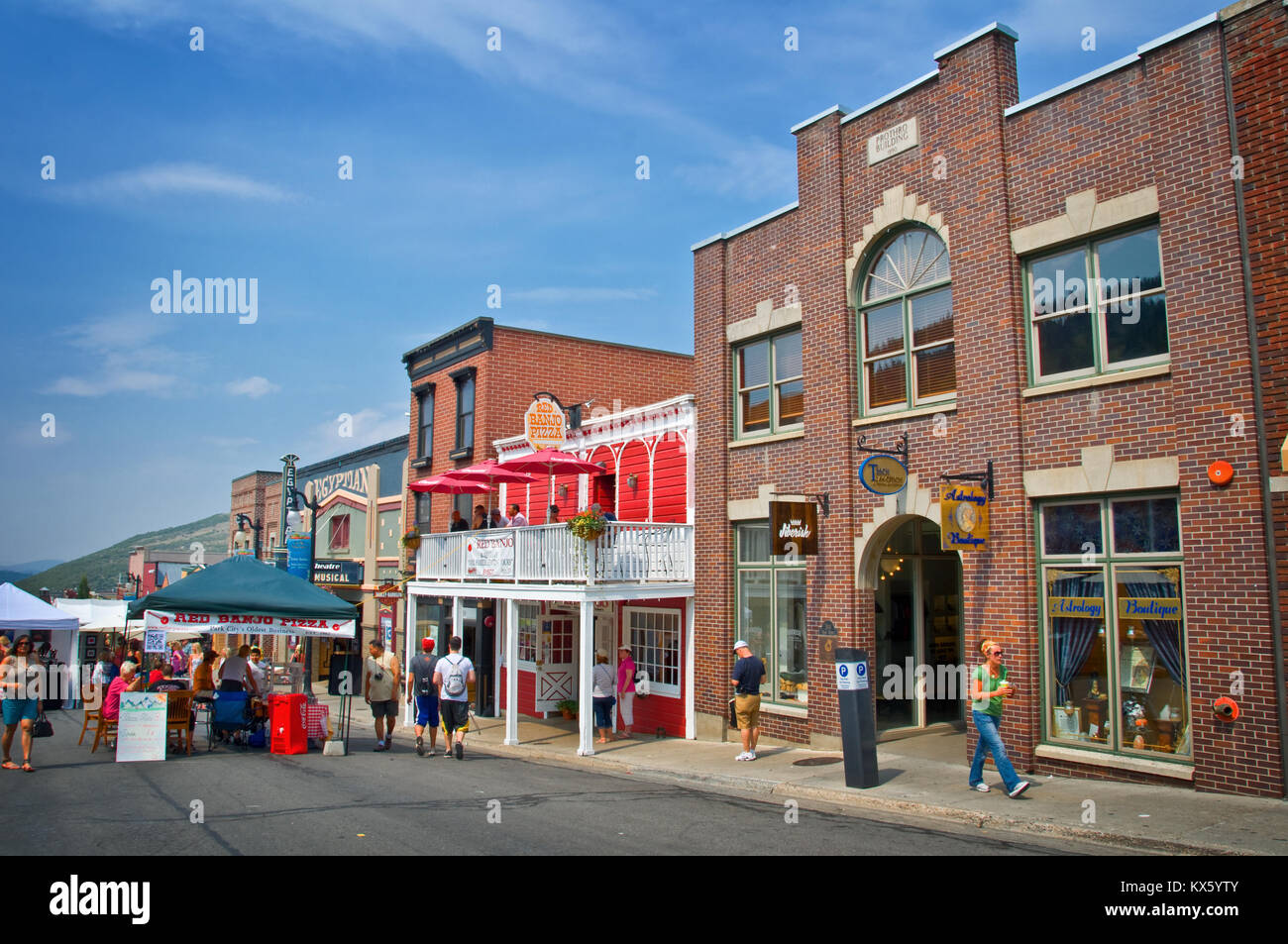 PARK CITY, Utah - Août 08 : les touristes dans la rue principale de Park City en été, à Park City le 08 août 2012. Banque D'Images