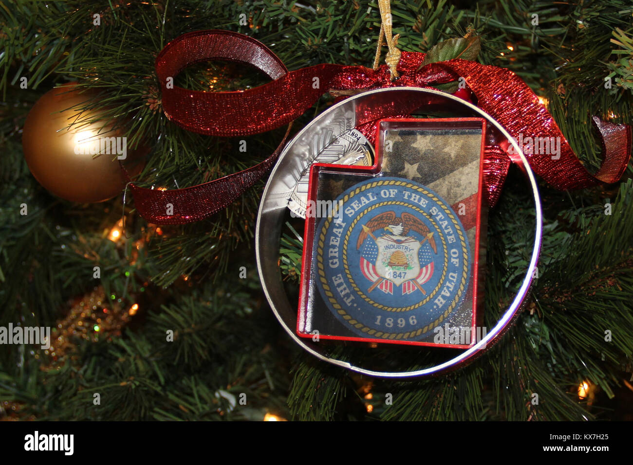 Vue arrière de l'Utah National Guard ornement sur l'arbre de Noël de la Garde nationale à Washington, DC. L'ornement de l'Utah a été conçu par l'Adjudant-chef 2 Jerrold Patterson, en collaboration avec Sherri Workman et l'aumônier (Lt. Le colonel) Gerald blanc. Banque D'Images