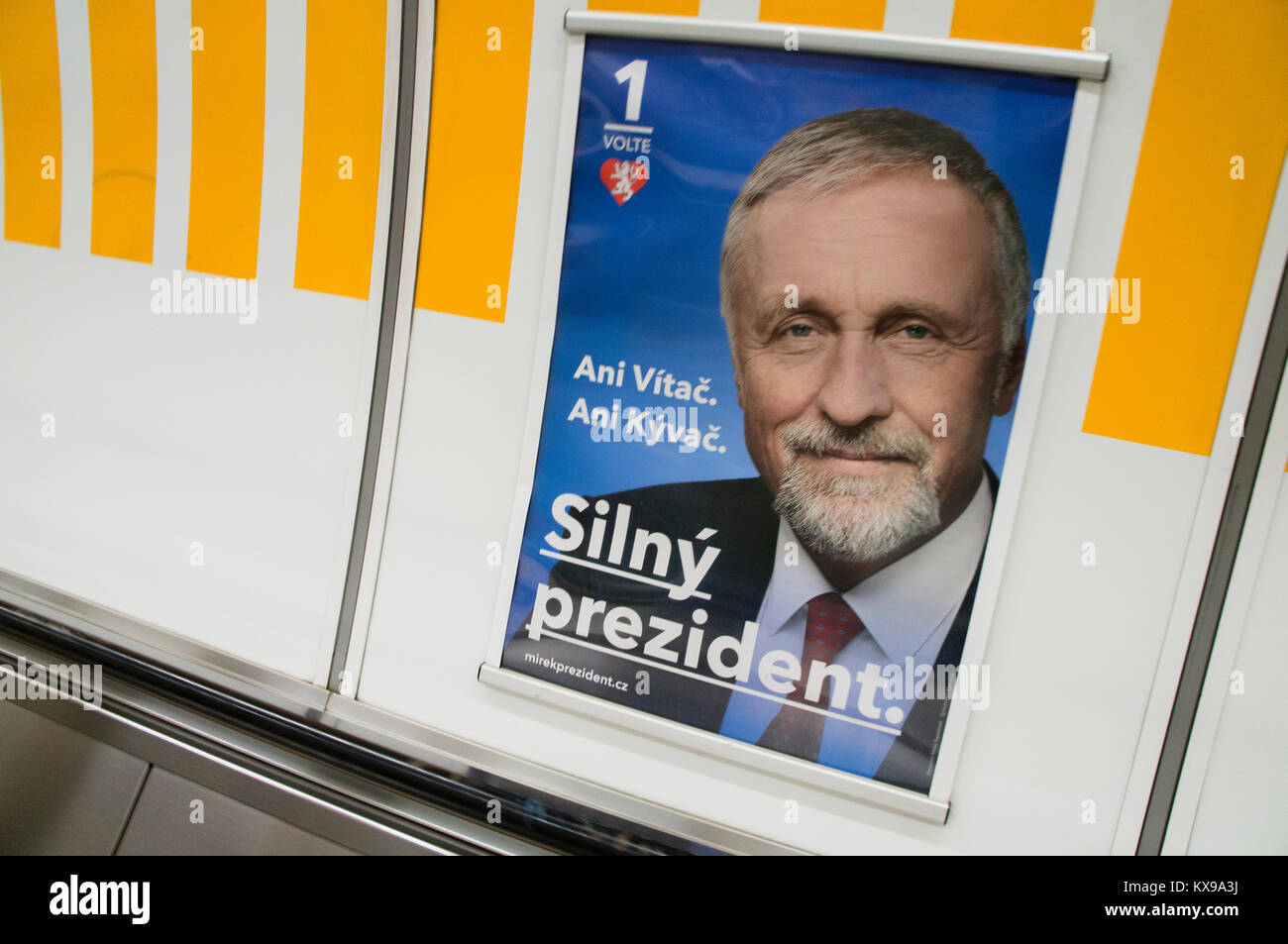 Poster,pré-campagne électorale, élections présidentielles,Mirek Topolanek Banque D'Images