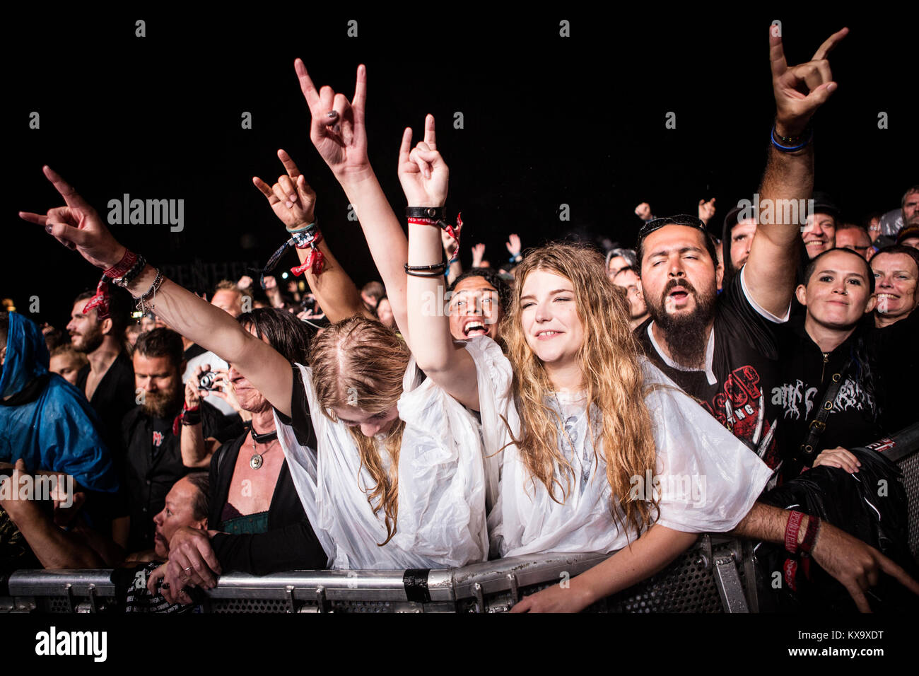 La musique et les amateurs de rock assister à un concert live avec le groupe de rock allemand Scorpions au festival heavy metal danois Copenhell 2016. Le Danemark, 23/06 2016. Banque D'Images