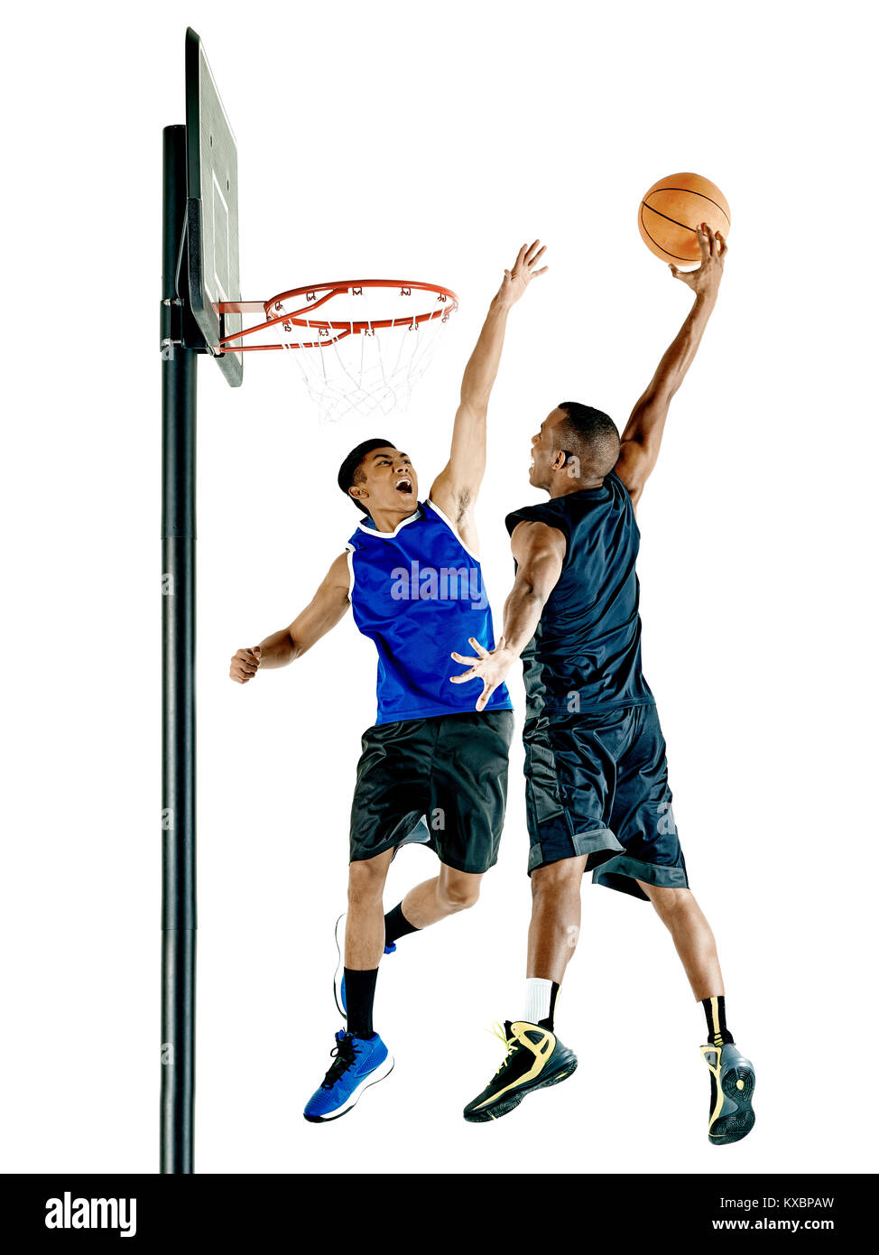 Deux joueurs de basket-ball hommes isolé sur fond blanc Banque D'Images