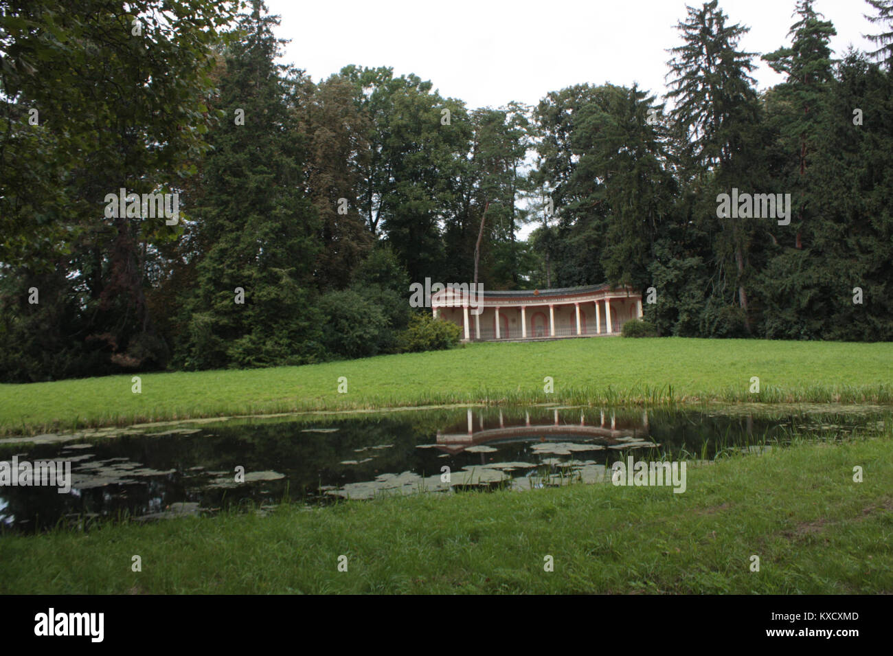 Un fichier HTML intitulé '3.díl html m4621f5b7', indiquant une partie d'un ensemble de données ou d'un document structuré en ligne utilisé dans l'archivage Web ou numérique. Banque D'Images