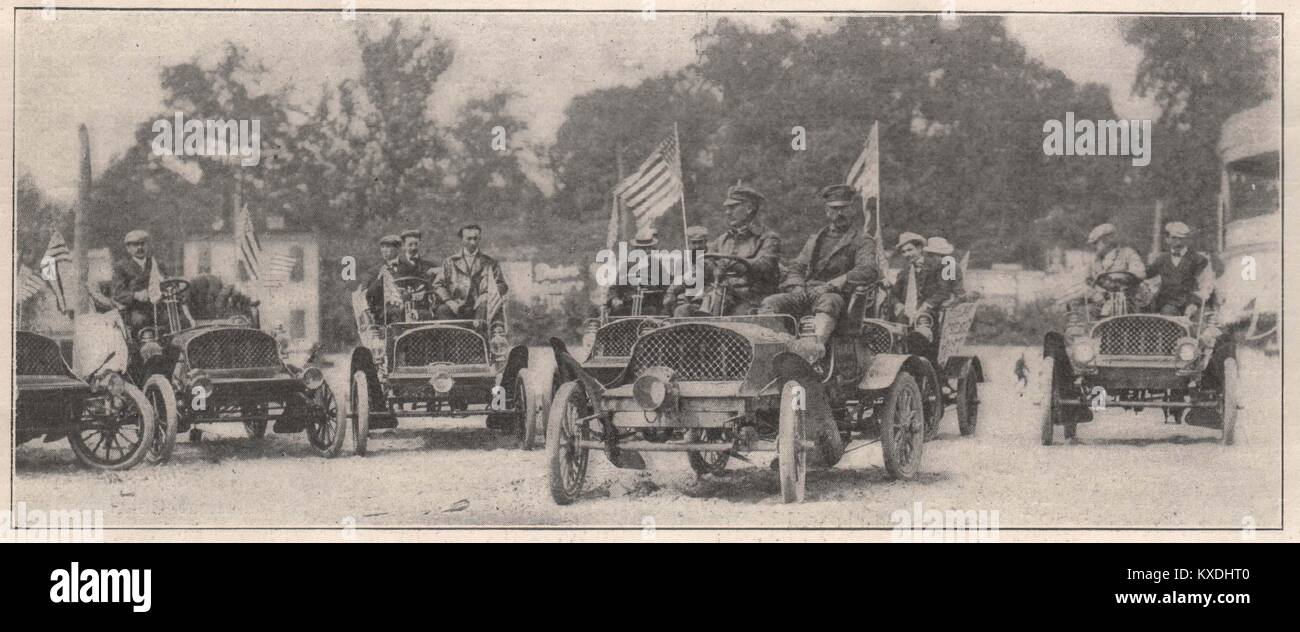 L'arrivée à New York, escorté par quelques voitures semblables Banque D'Images