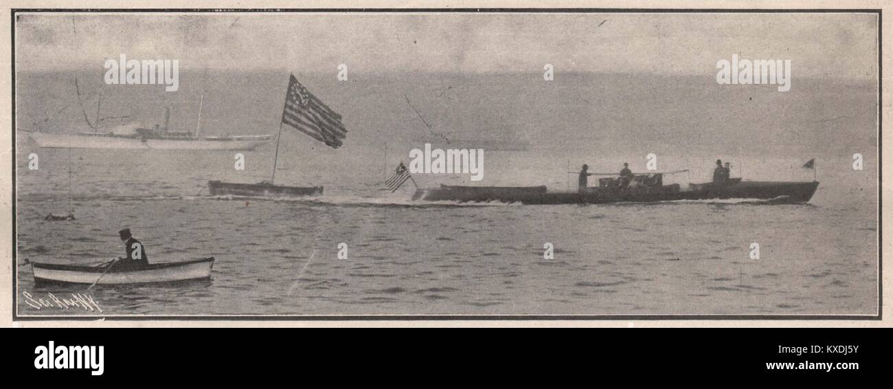 175-Horse-Power motor yacht 'Onontio' faire de 28,42 milles à l'heure Banque D'Images