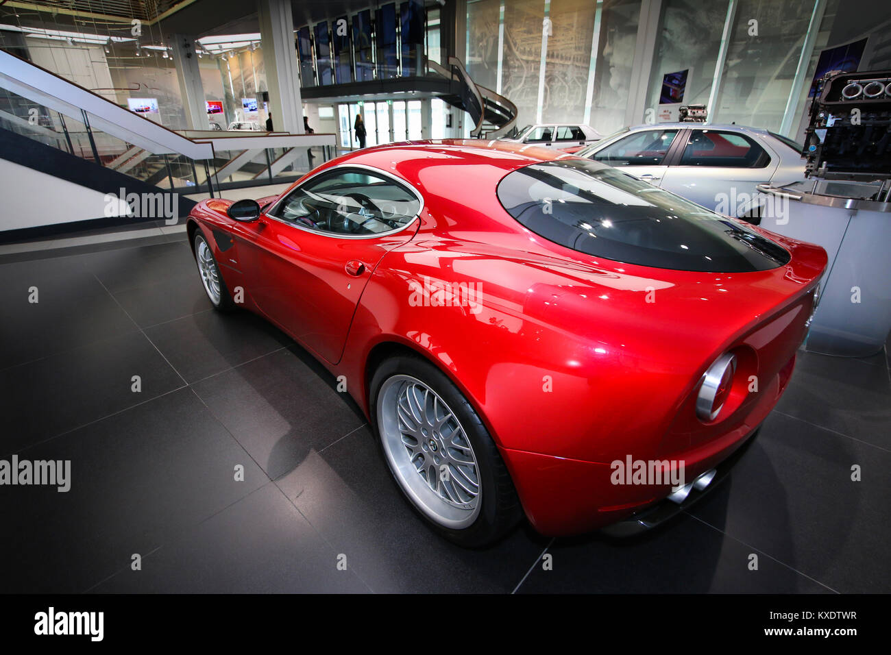 Un superbe Alfa Romeo 8C Competizione model exposé au Musée Historique Alfa Romeo Banque D'Images