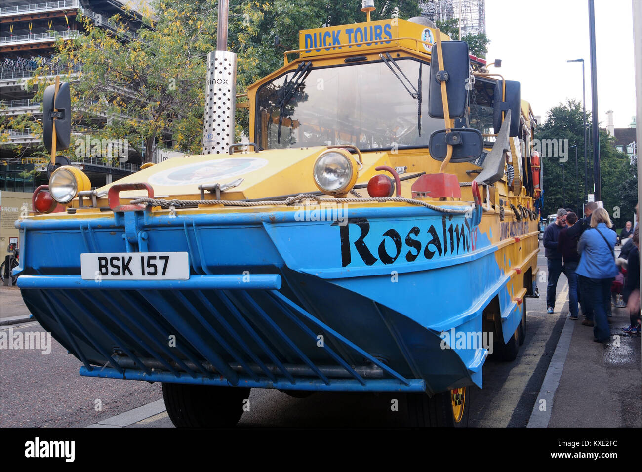 Vue d'un London Duck Tour véhicule amphibie, South Bank, Londres Banque D'Images