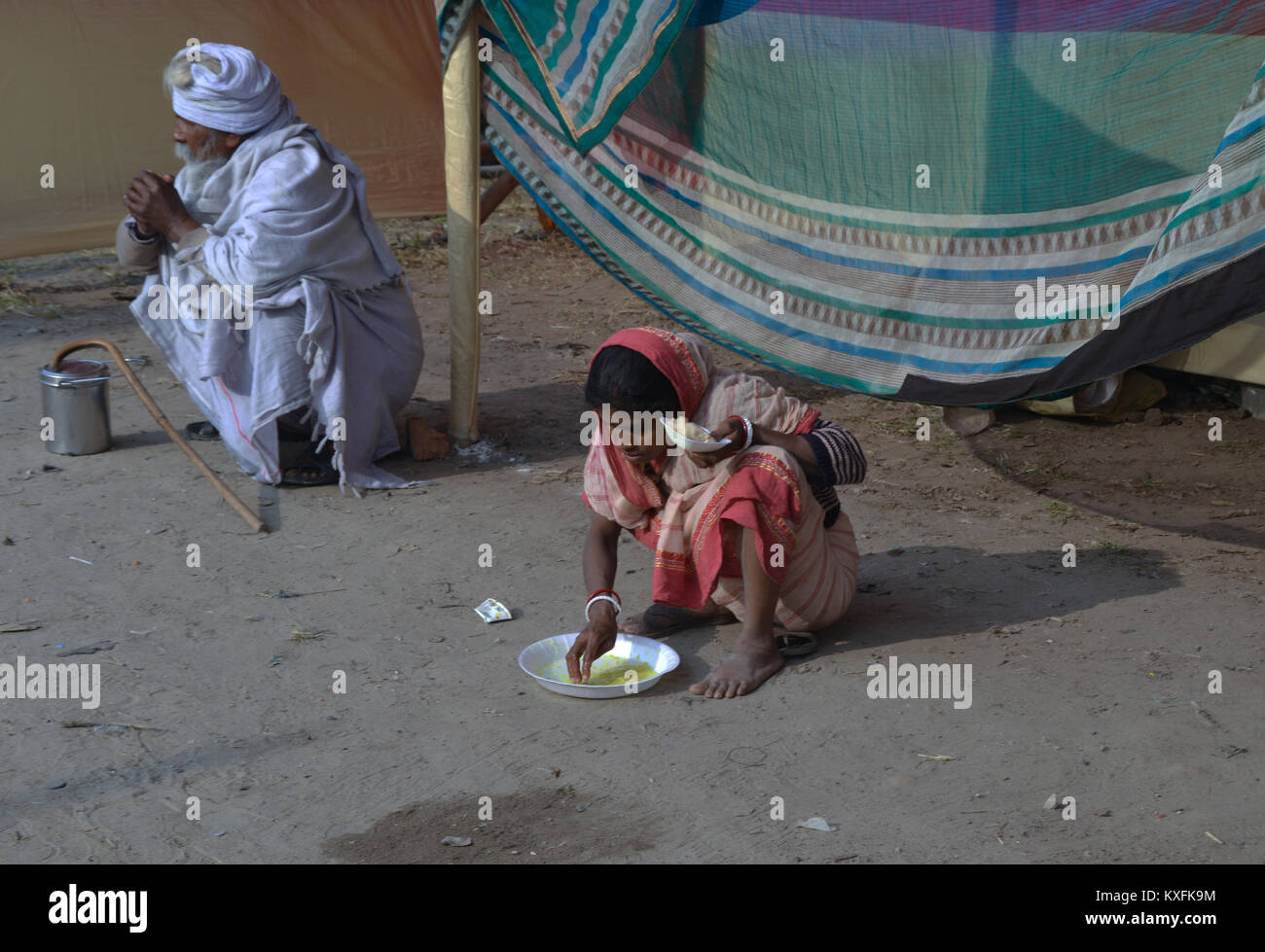 Kolkata, Inde. 09Th Jan, 2018. Les dévots hindous et sadhus se sont réunis à New Delhi un camp de transit pour leur voyage annuel à Ganga Sagar à l'occasion de Sagar Mela. Credit : Sandip Saha/Pacific Press/Alamy Live News Banque D'Images