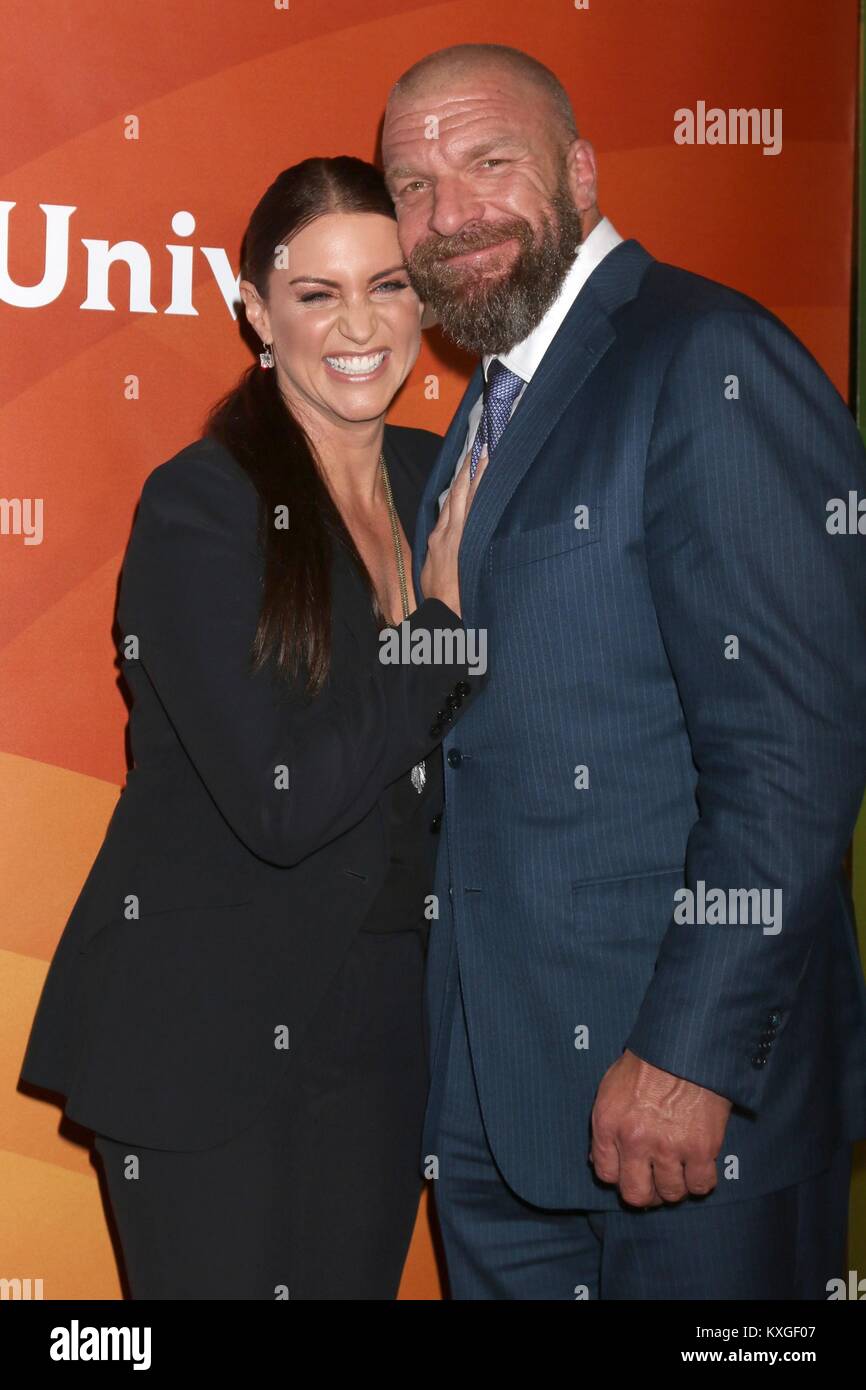 Pasadena, CA. Jan 9, 2018. Stephanie McMahon, Triple H, Paul Levesque au niveau des arrivées pour NBC Universal TCA Winter Press Tour 2018, l'hôtel Langham Huntington, Pasadena, CA, 9 janvier 2018. Credit : Priscilla Grant/Everett Collection/Alamy Live News Banque D'Images