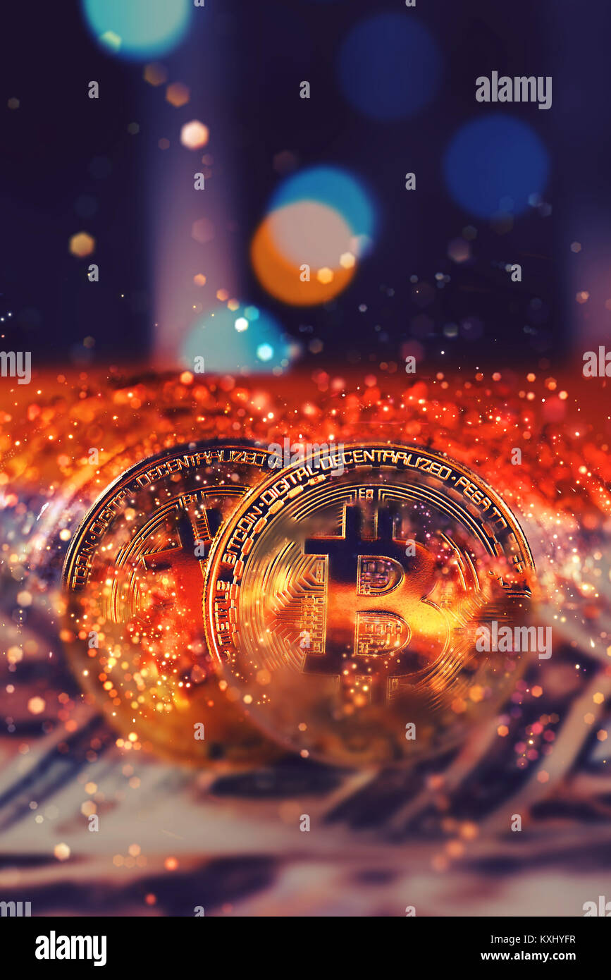 Les Bitcoins qui explosent, la valeur chute en cryptocurrency virtuel Banque D'Images