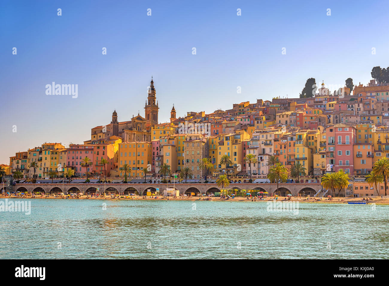 La plage et la ville de Menton, Menton, France Riviera Banque D'Images