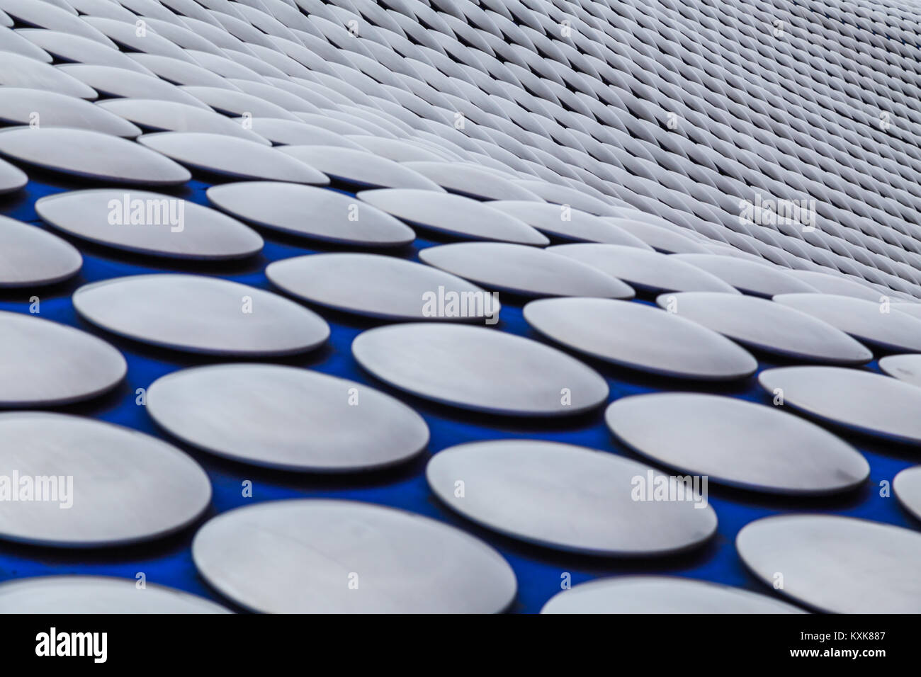 L'emblématique Selfridges bâtiment au cœur du centre-ville de Birmingham. Le bâtiment, qui fait partie du Bullring shopping centre a été achevé en 2 Banque D'Images