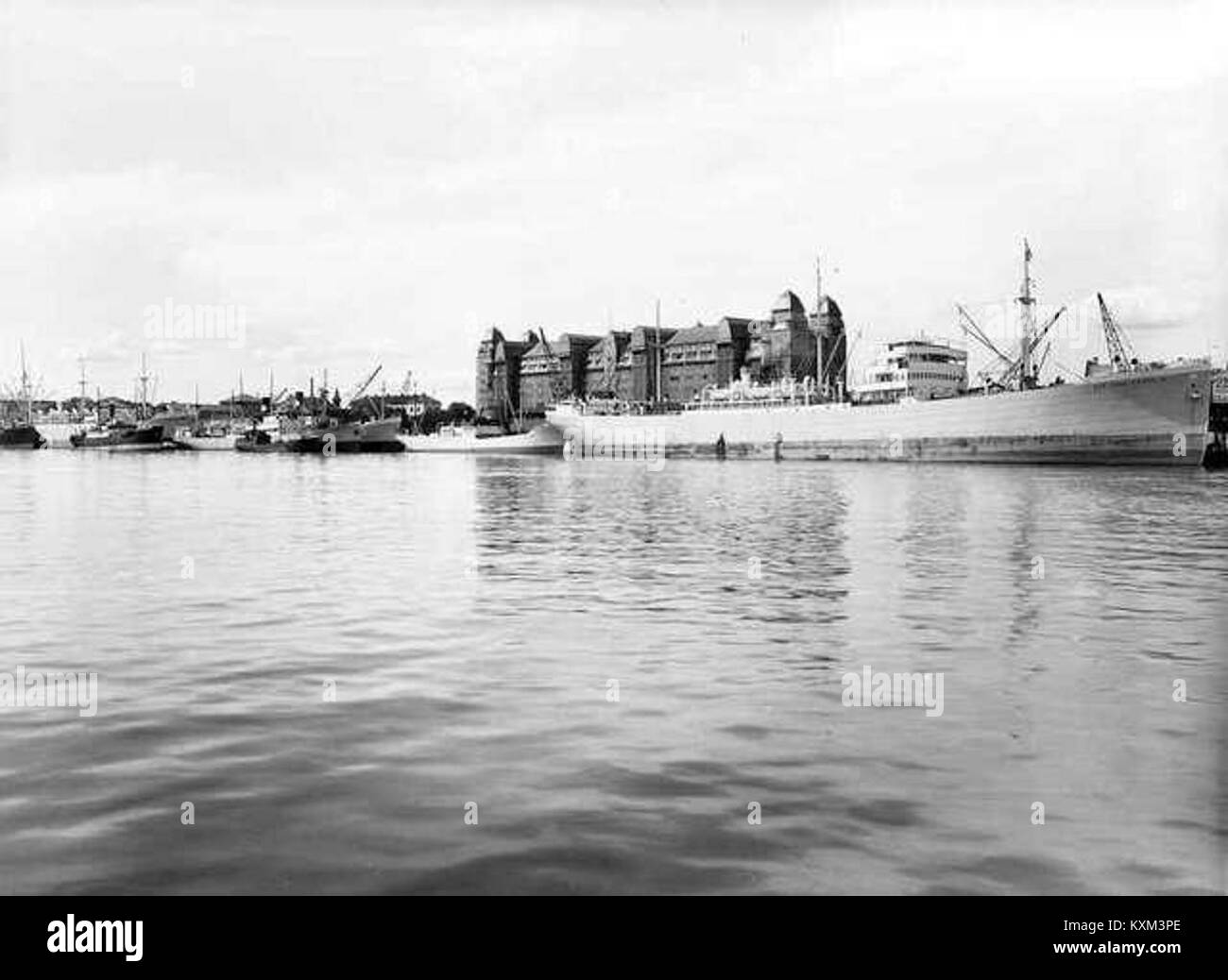 Une image de Benjamin Franklin (1706-1790), père fondateur américain, scientifique, inventeur et diplomate, soulignant ses contributions aux développements politiques, scientifiques et sociaux. Banque D'Images