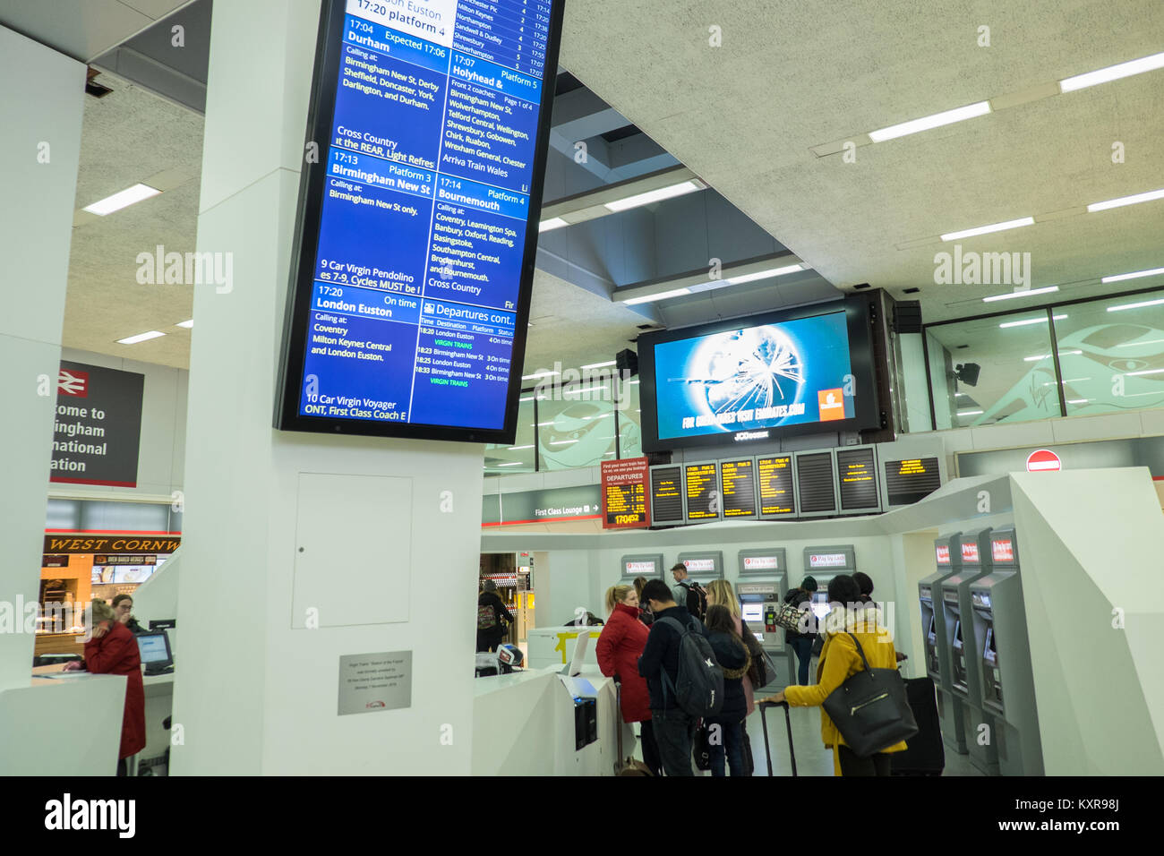 Voyage,voyage,à Birmingham International,train, gare, servant de centre d'exposition,,et,de l'aéroport de Birmingham, Angleterre,UK,,Royaume-uni,europe,, Européenne Banque D'Images