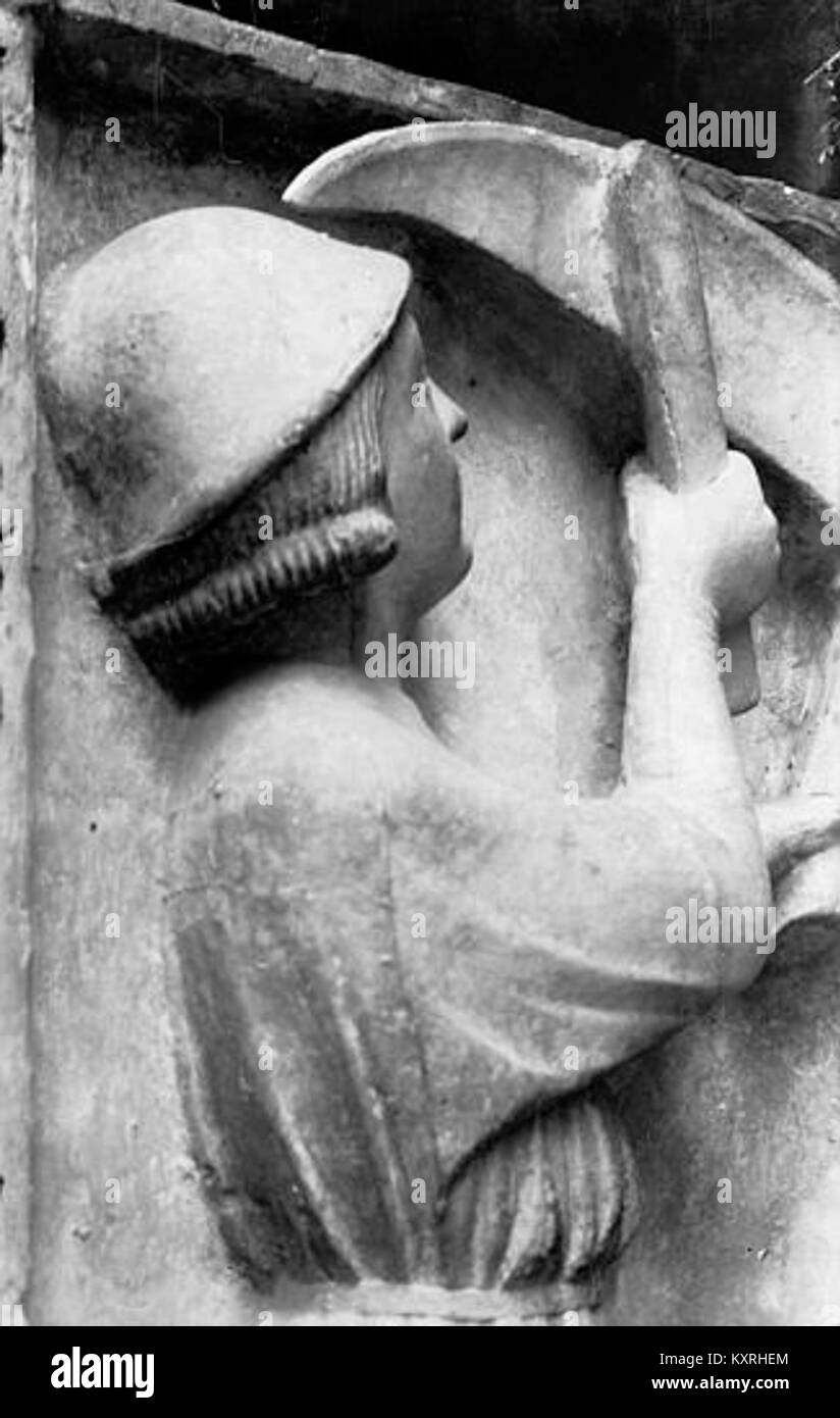 La cathédrale notre-Dame de Paris, en France, illustre l'architecture gothique française avec des sculptures détaillées, des vitraux et des contreforts volants, symbolisant l'art médiéval et la spiritualité. Banque D'Images