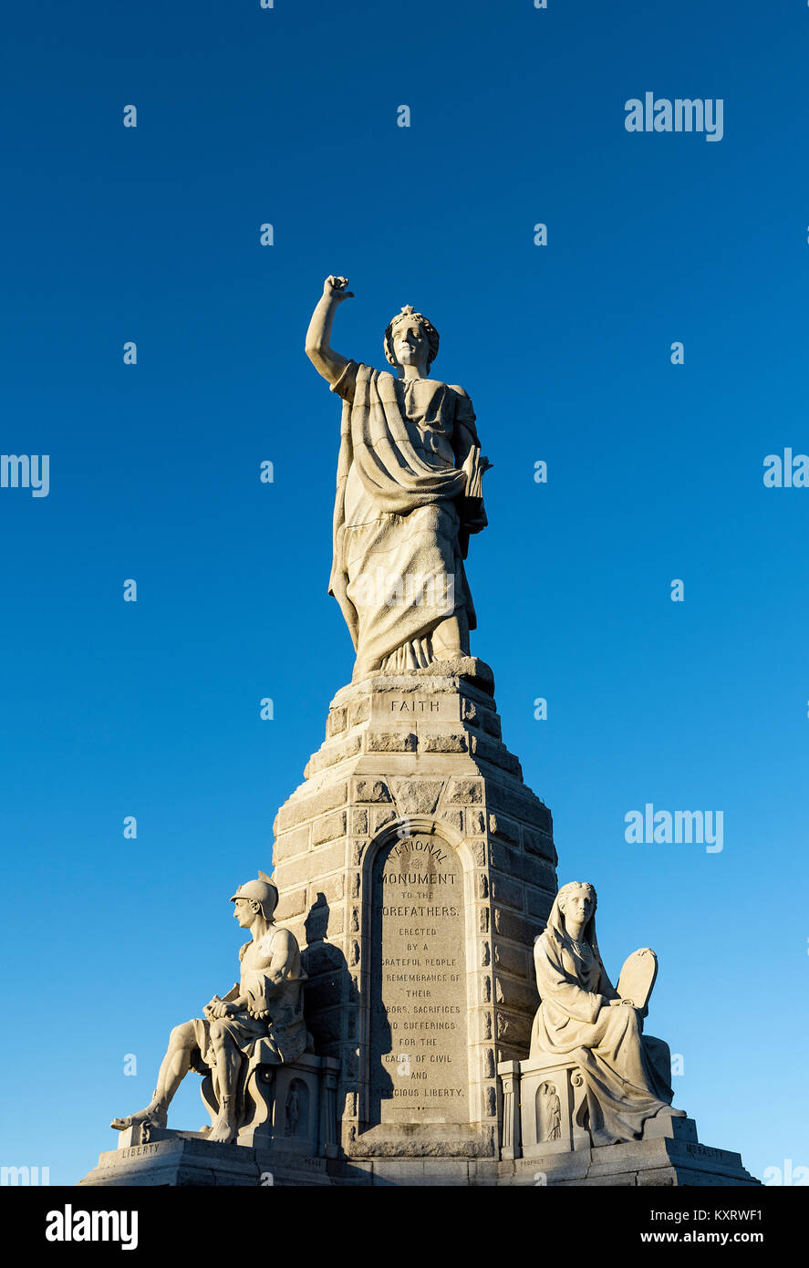 Le Monument National aux ancêtres, autrefois connu sous le nom de Pilgrim Monument, commémore le Mayflower pèlerins, Plymouth, Massachusetts, USA Banque D'Images