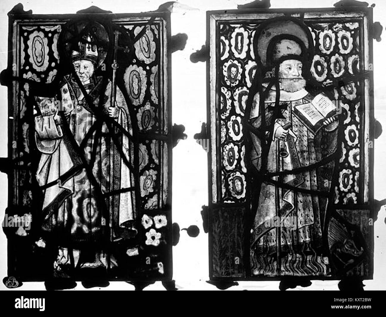 Les vitraux de l'église de Boissy-Saint-léger présentent un art et un savoir-faire religieux. La documentation appartient aux archives de la Médiathèque de l’architecture et du patrimoine. Banque D'Images