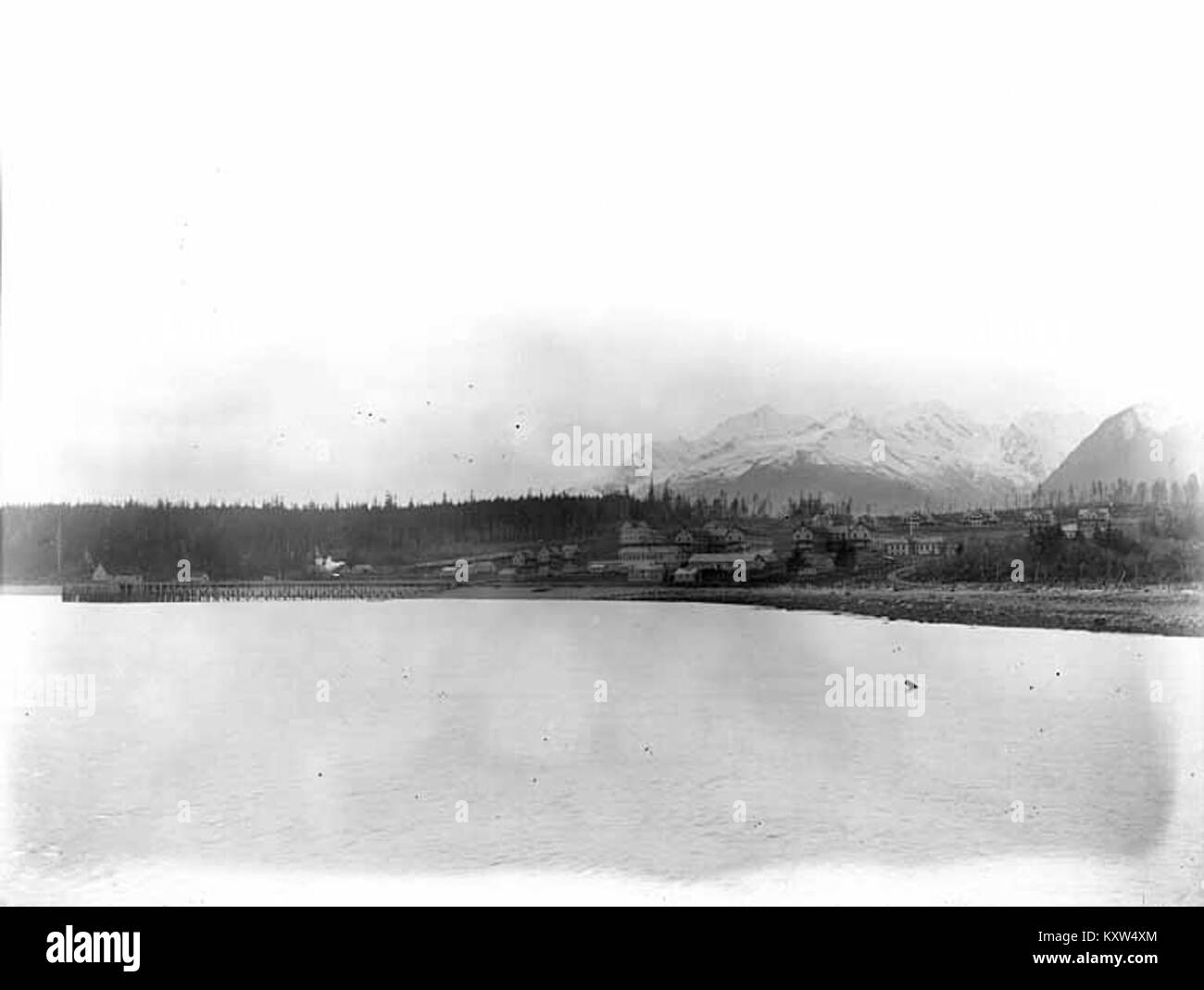 Fort William H Seward vu de l'eau, de l'Alaska, 1905 (KIEHL 332) Banque D'Images