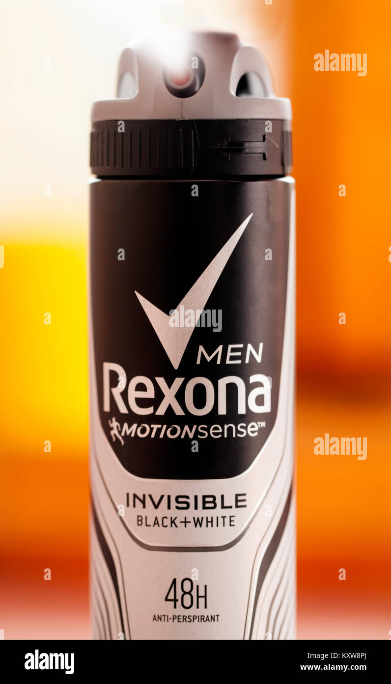 DORKOVO, BULGARIE - 12 décembre 2017 : Rexona homme corps déodorant. Rexona  dans un produit d'Unilever Photo Stock - Alamy