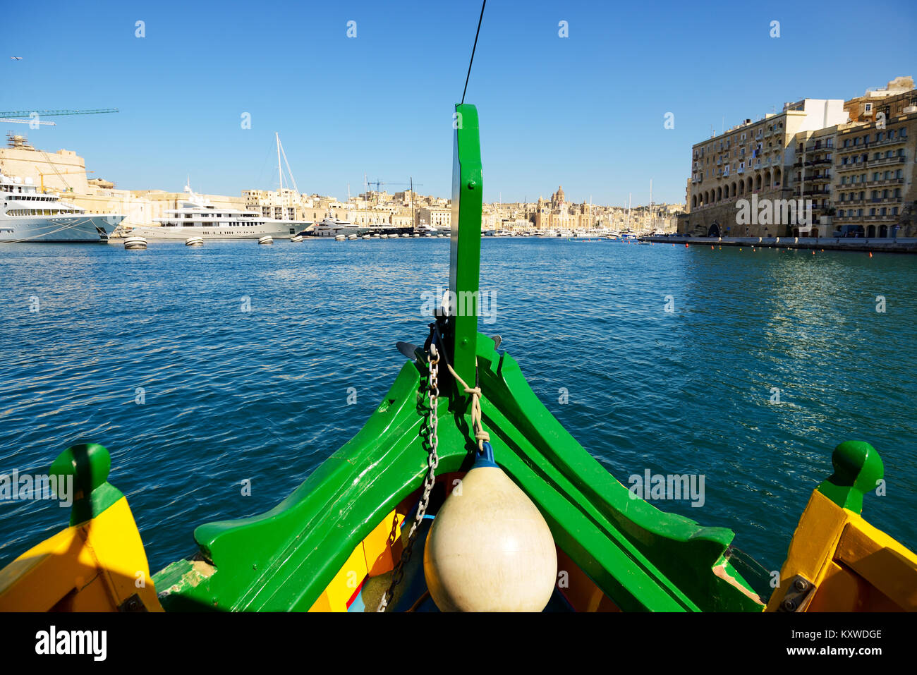 Le voyage de croisière en bateau traditionnel maltais Luzzu, Malte Banque D'Images