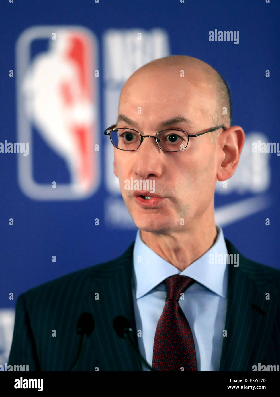 Adam Silver, commissaire de la NBA, préside une conférence de presse avant le NBA London Game 2018 à l'O2 Arena de Londres. APPUYEZ SUR ASSOCIATION photo. Date de la photo: Jeudi 11 janvier 2018. Voir PA Story BASKETBALL Londres. Le crédit photo devrait se lire comme suit : Simon Cooper/PA Wire. Banque D'Images