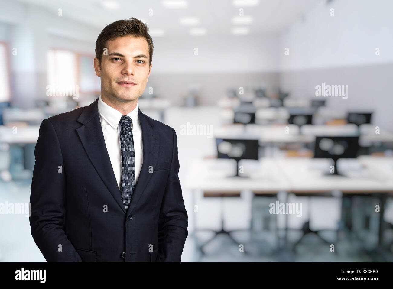 Portrait of young businessman in classe ouvrière Banque D'Images