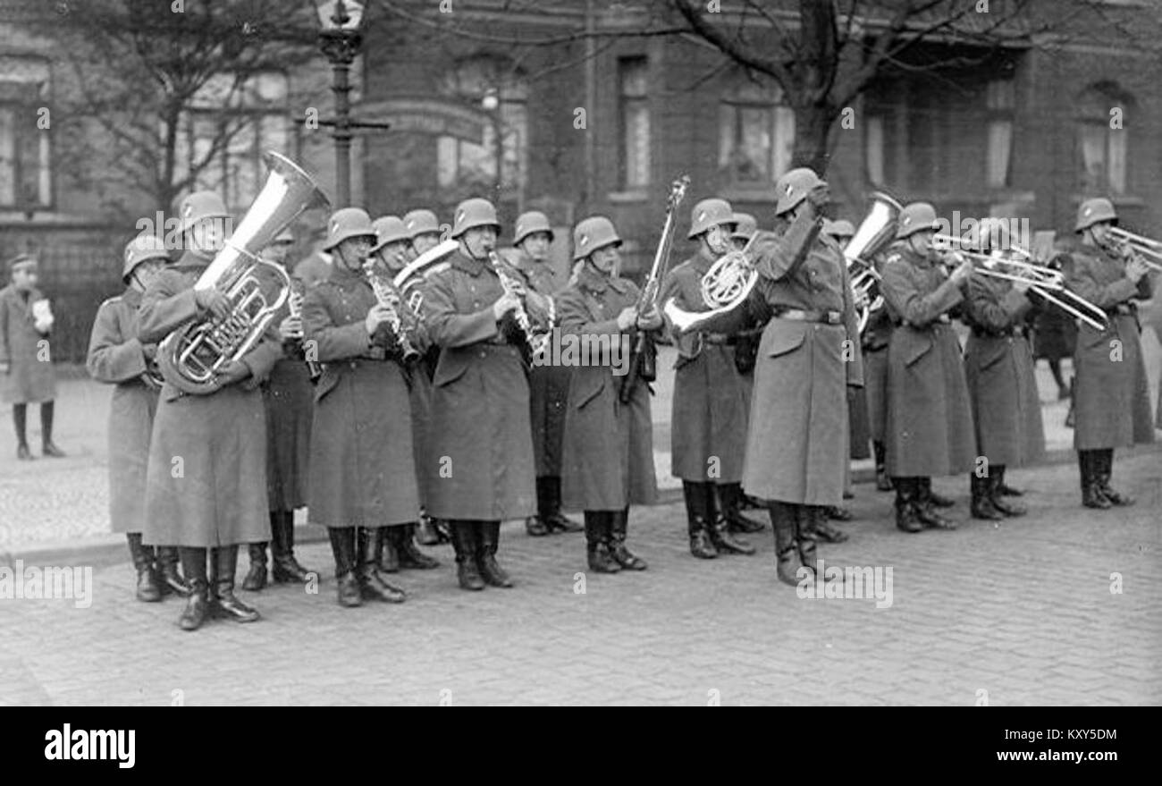 ELASTOLIN/Ejército Alemán: La Música : Bel Conjunto De 3 Músicos A Ajustado