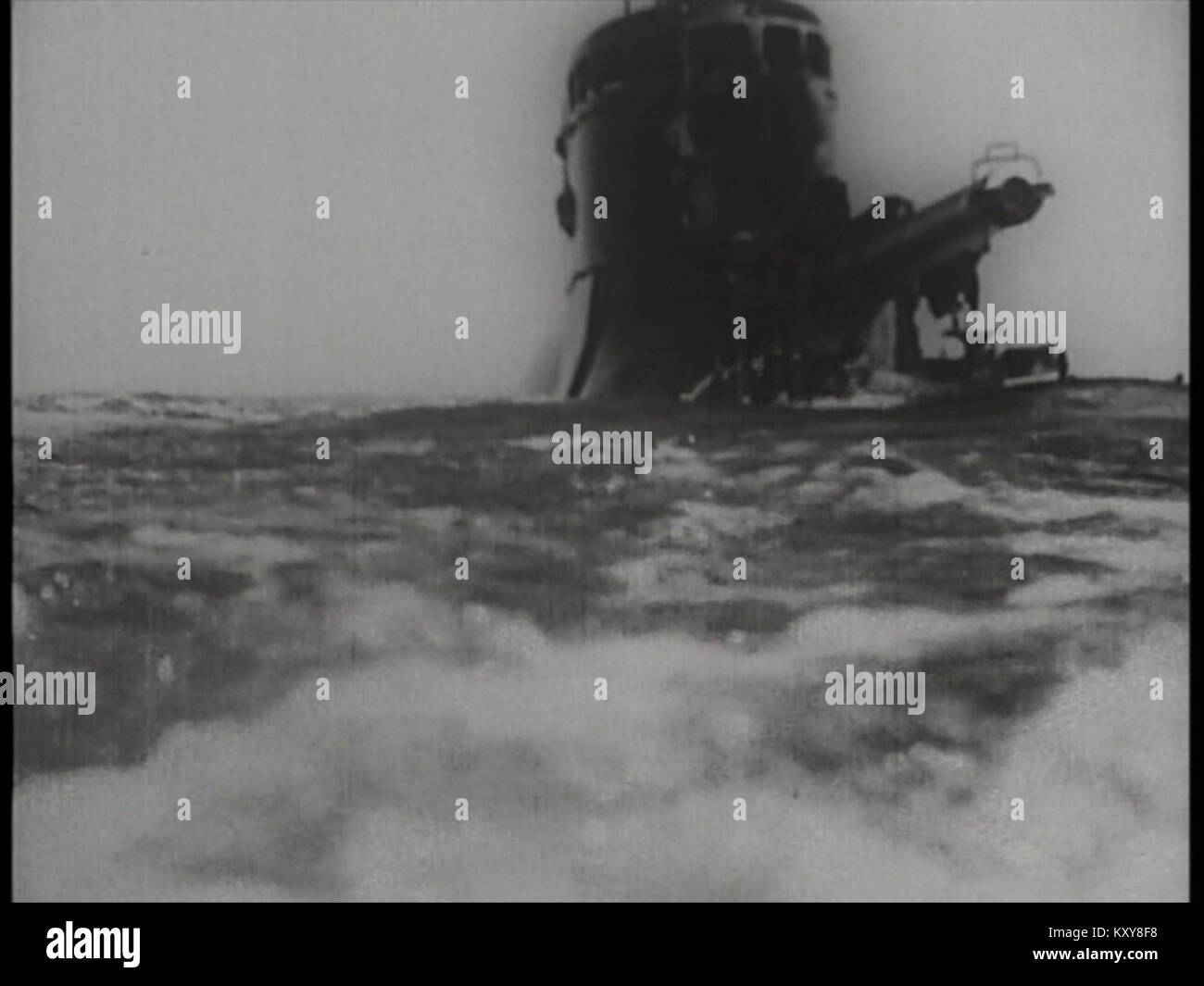 1944 Gochin film (07) 01 formation des bombardements ont émergé wmplayer 2013-04-09 11-06 R-10-945 Banque D'Images