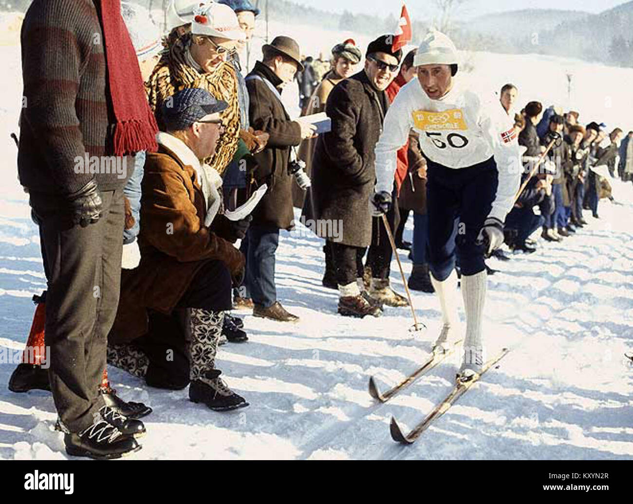Le skieur de fond norvégien Harald Grønningen (1934-2016) est présent lors de sa médaille d'or aux Jeux olympiques d'hiver de 1968 à Grenoble, où il a remporté le 15 km individuel et le relais 4 × 10 km pour la Norvège. Banque D'Images