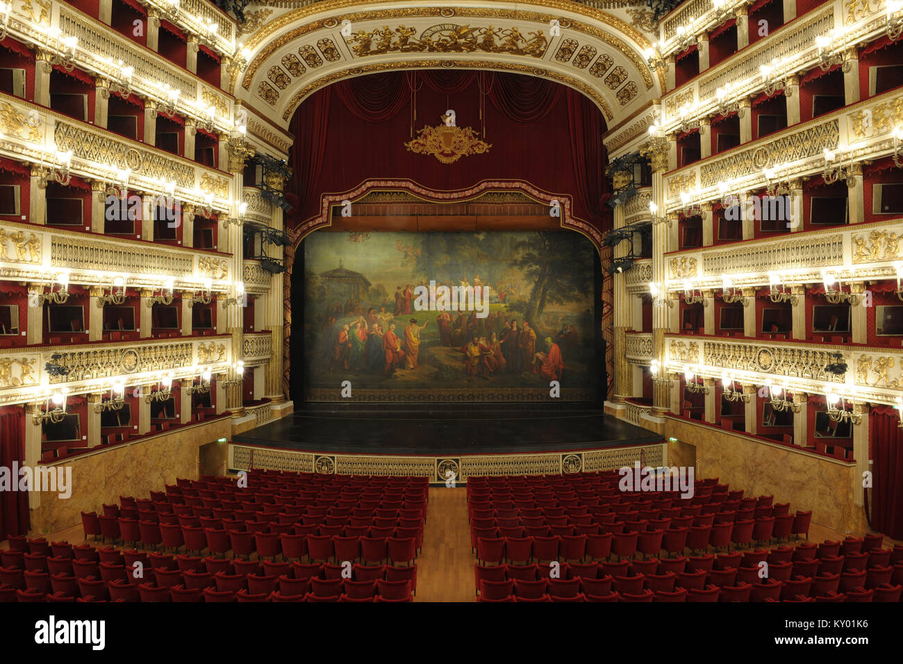 Scène, Théâtre San Carlo, 2013, Napolis, Italie. Banque D'Images