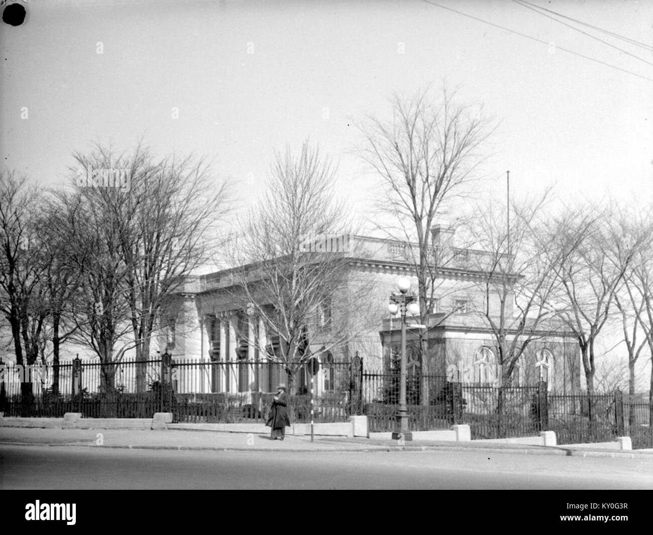 Les maisons. Pie IX et Sherbrooke Château Dufresne BAnQ P48S1P13706 Banque D'Images