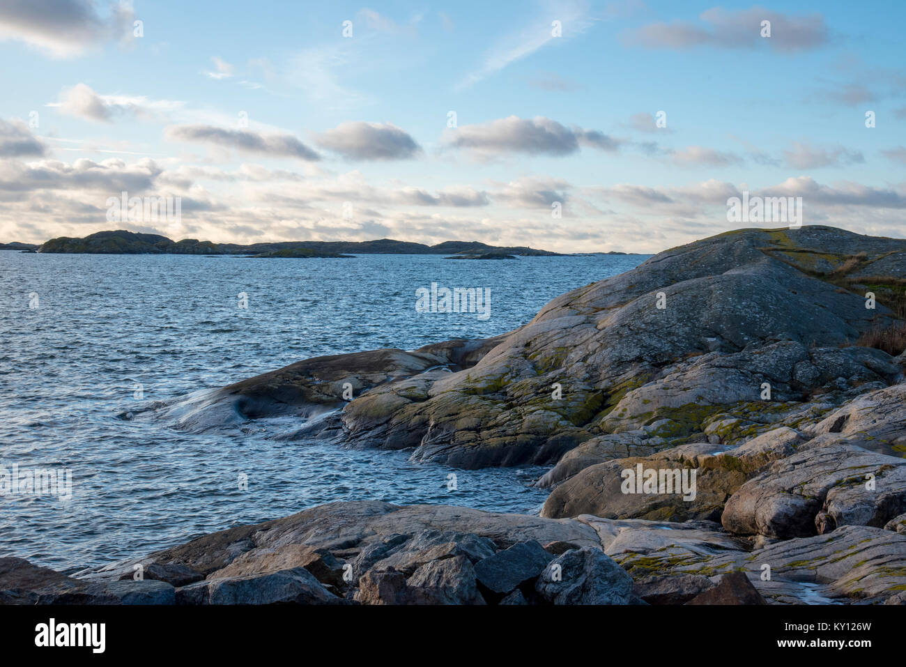 Côte escarpée dans l'ouest de la Suède Banque D'Images