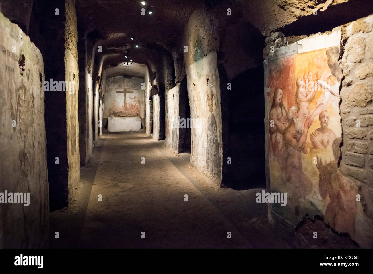 Naples. L'Italie. Catacombes de San Gaudioso. (Catacombes de Saint Gaudiosus), un site funéraire paléochrétien (4e-5e siècle). Banque D'Images