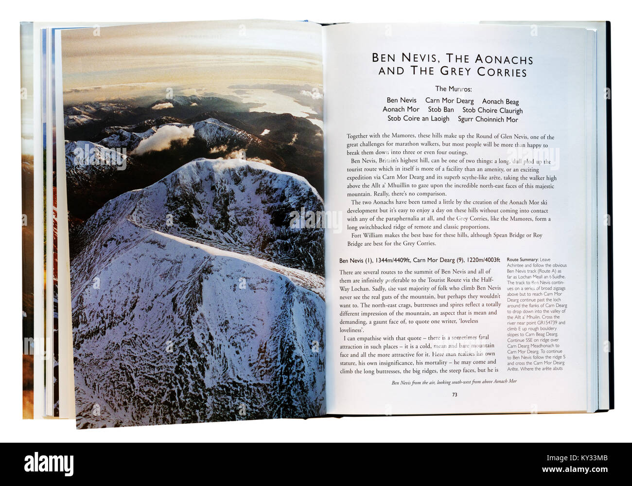 Guide pour la randonnée Highlands écossais, montrant la page pour le Ben Nevis Banque D'Images