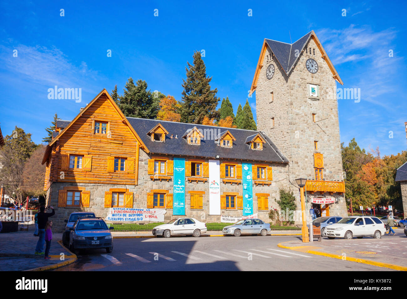 BARILOCHE, ARGENTINE - 27 avril 2016 : Centre Civique de Bariloche (El Centro Civico) dans le centre de Bariloche, Patagonie en Argentine. Banque D'Images